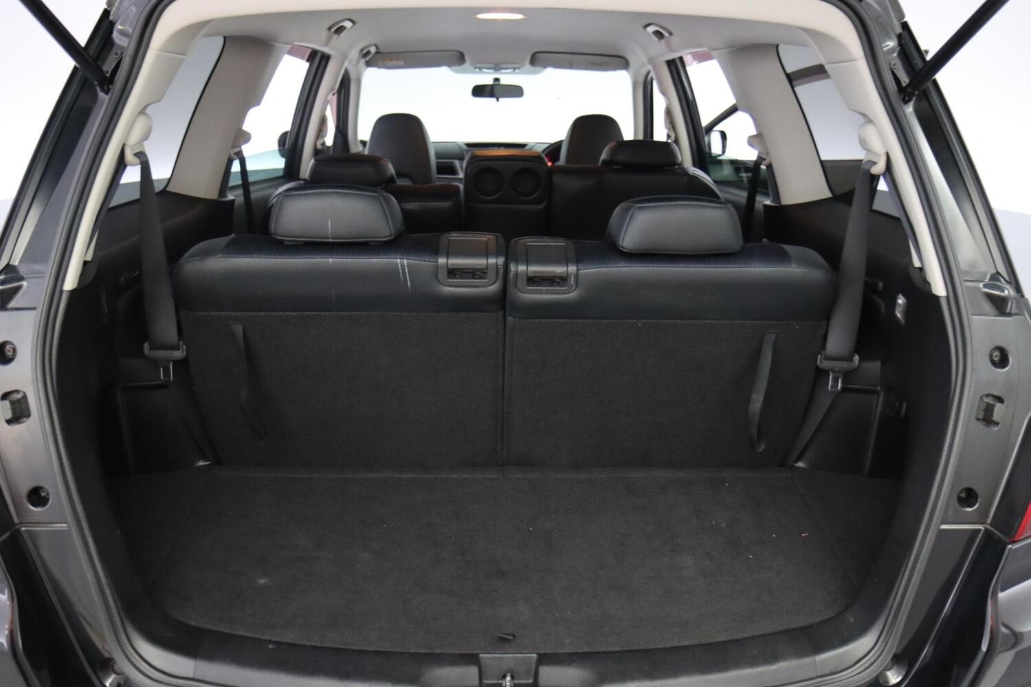 Subaru Exiga vaihtoauto