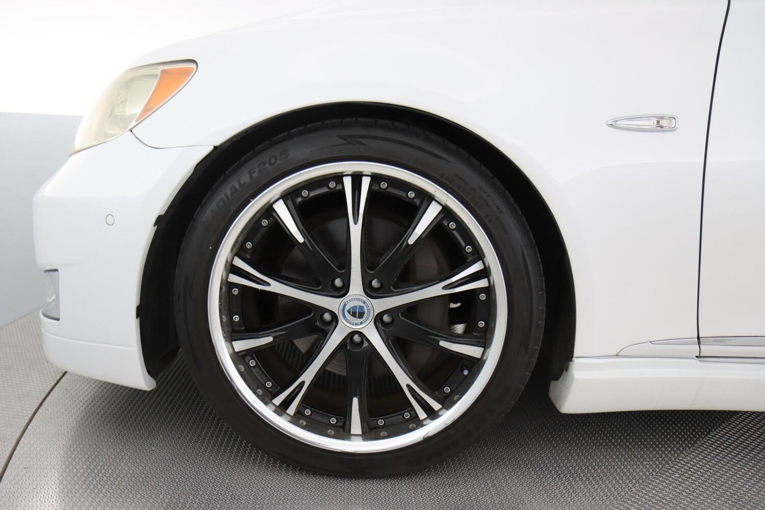 Lexus LS vaihtoauto