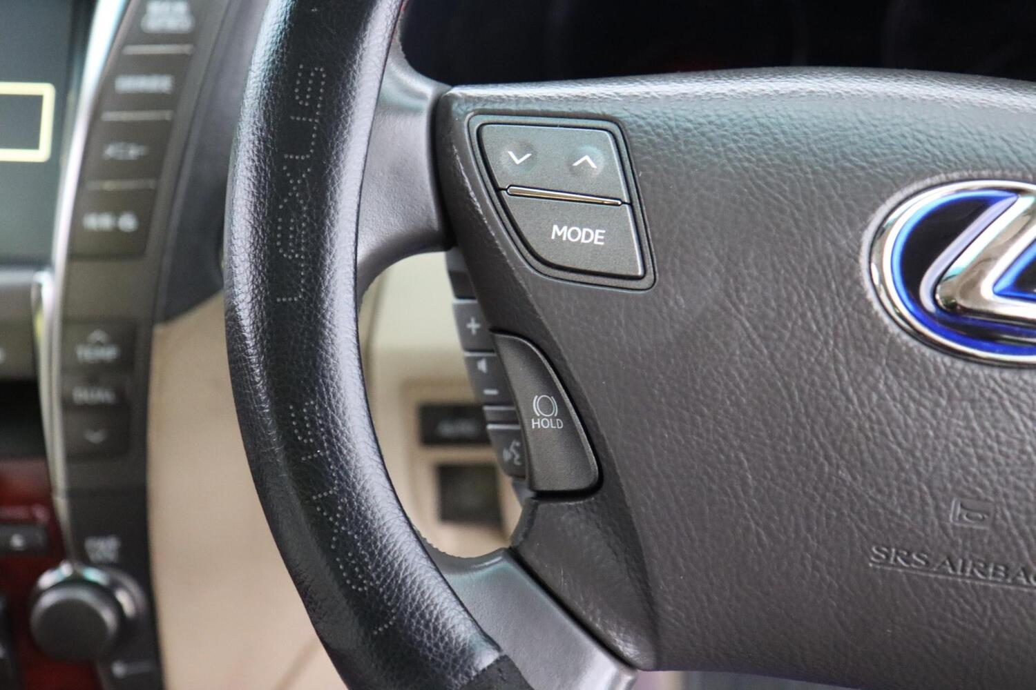 Lexus LS vaihtoauto