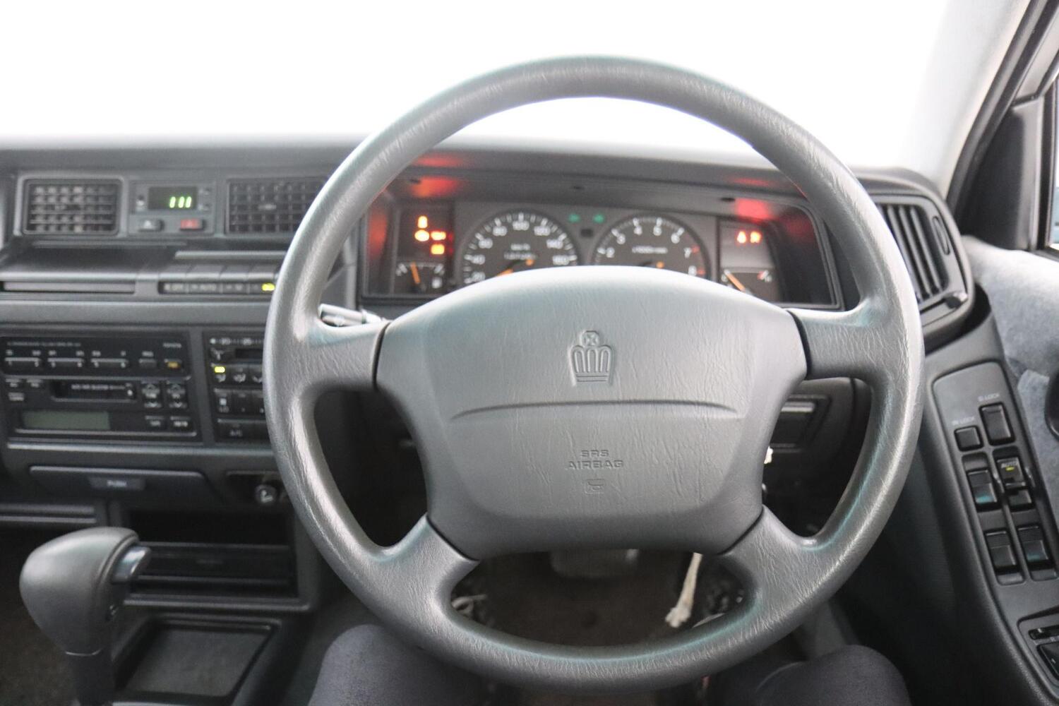 Toyota Crown vaihtoauto