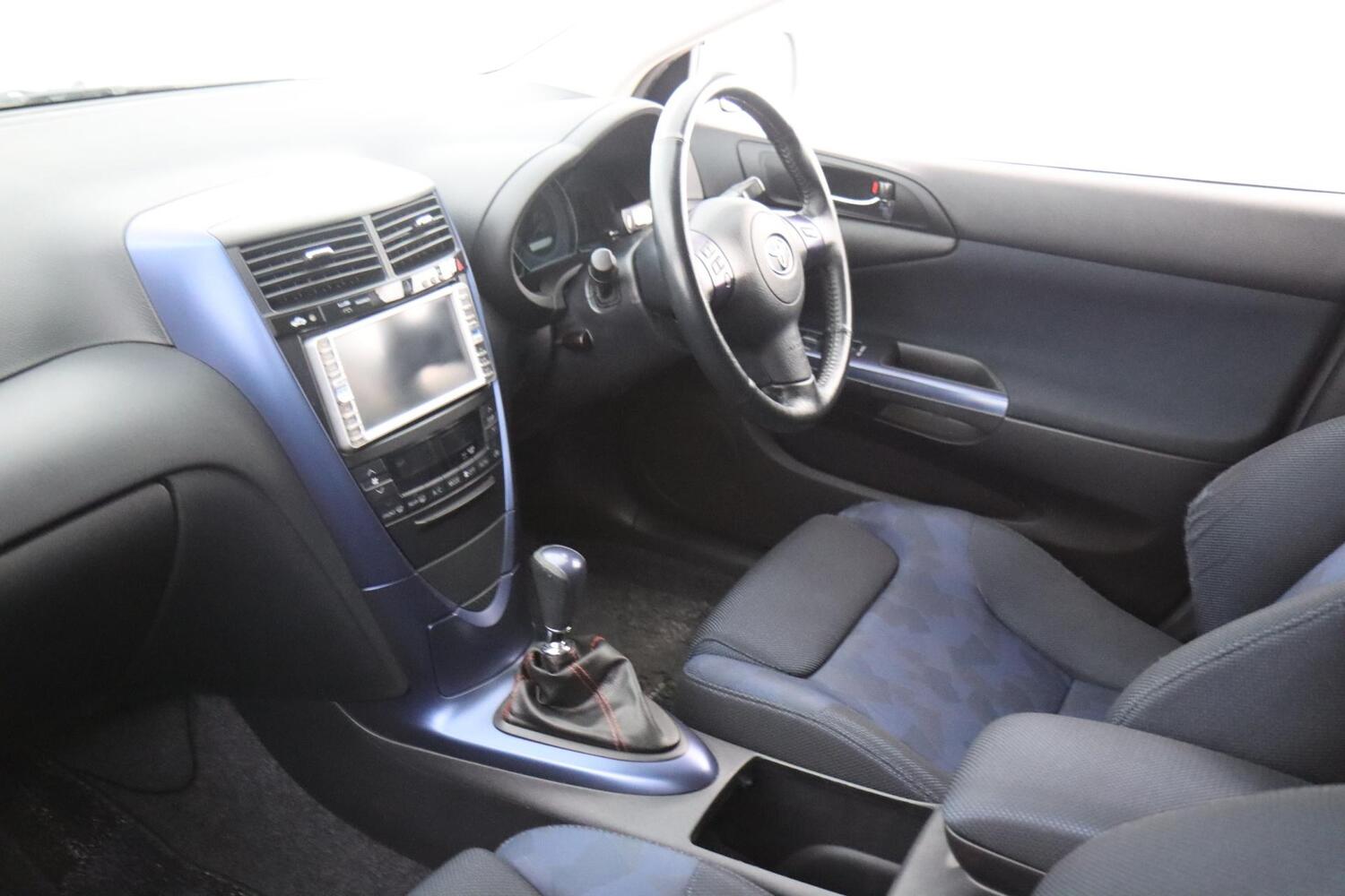 Toyota Caldina vaihtoauto