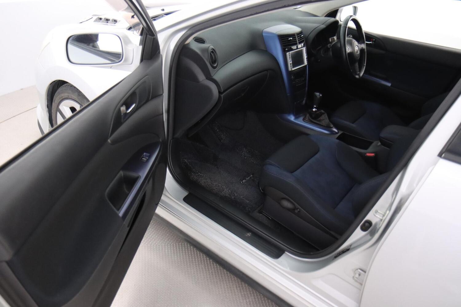 Toyota Caldina vaihtoauto