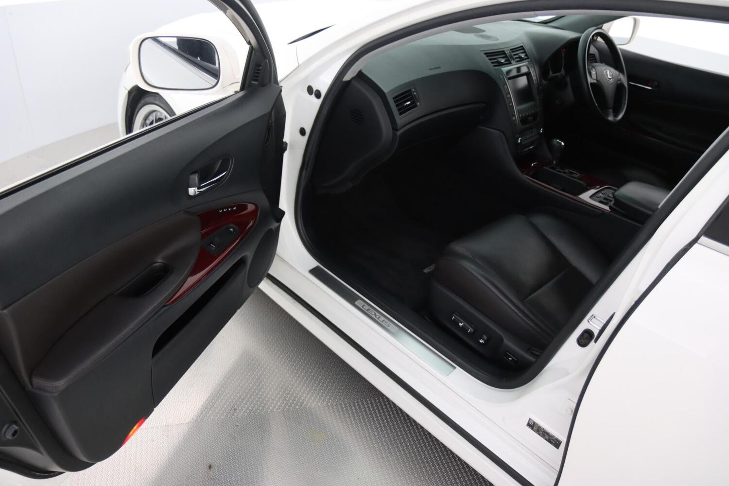 Lexus GS vaihtoauto