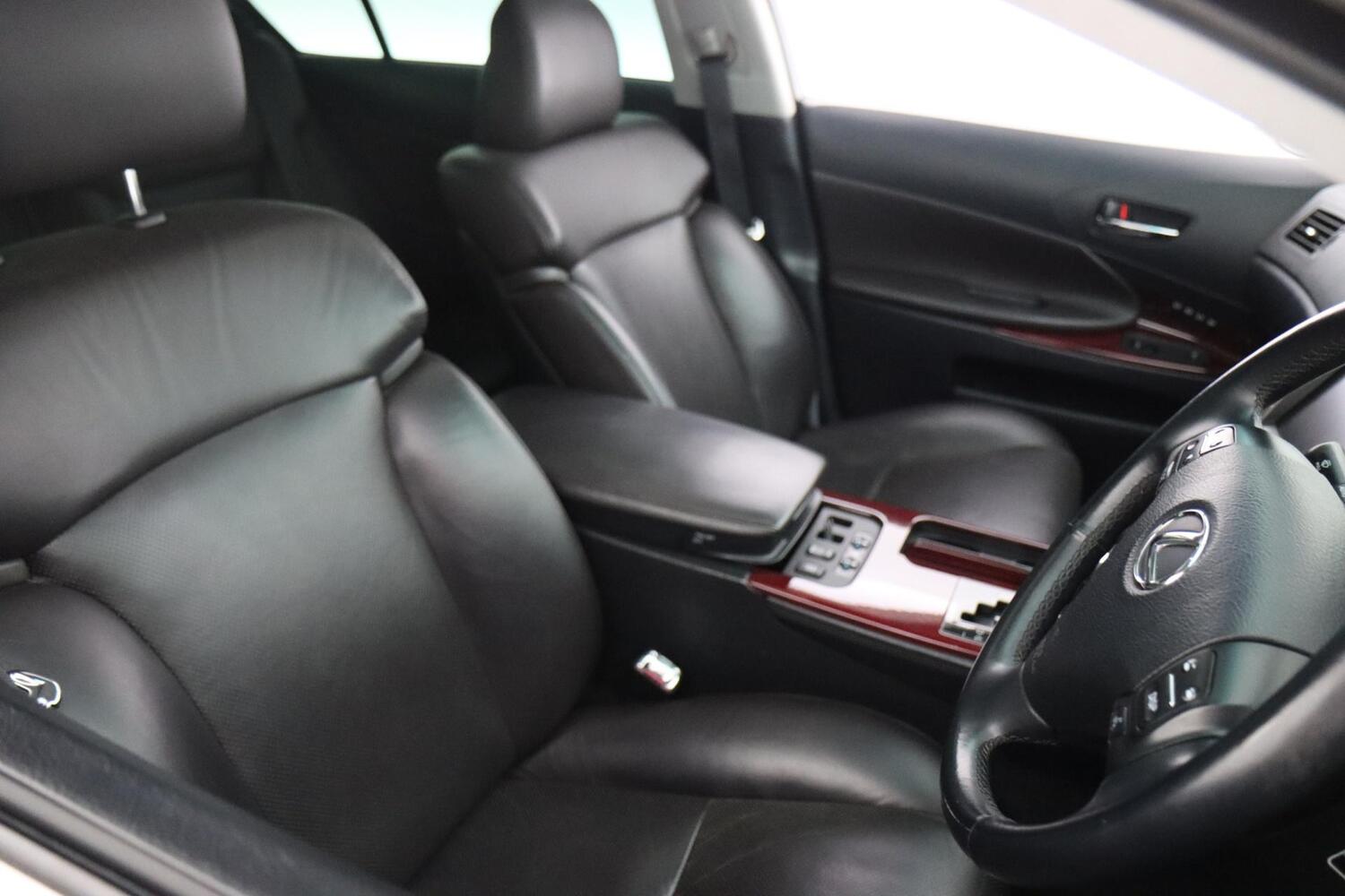 Lexus GS vaihtoauto