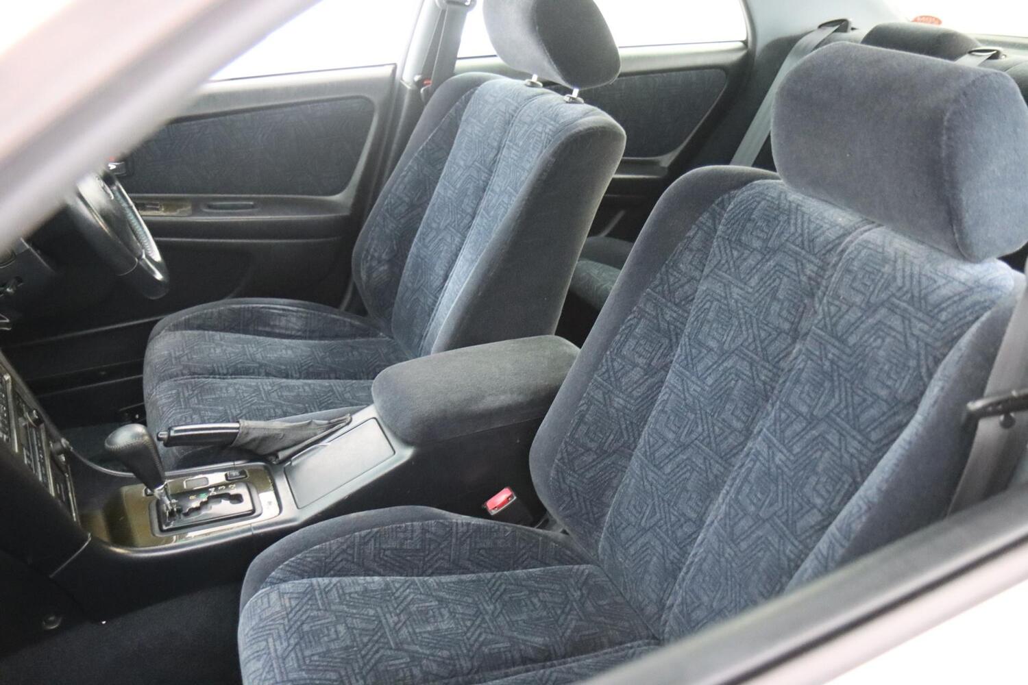 Toyota Chaser vaihtoauto