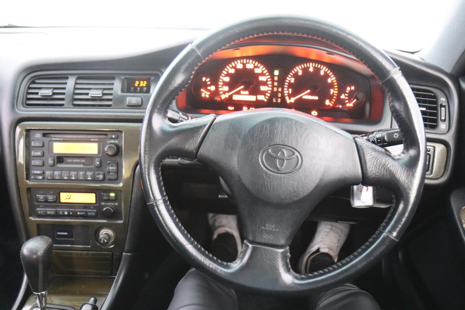 Toyota Chaser vaihtoauto
