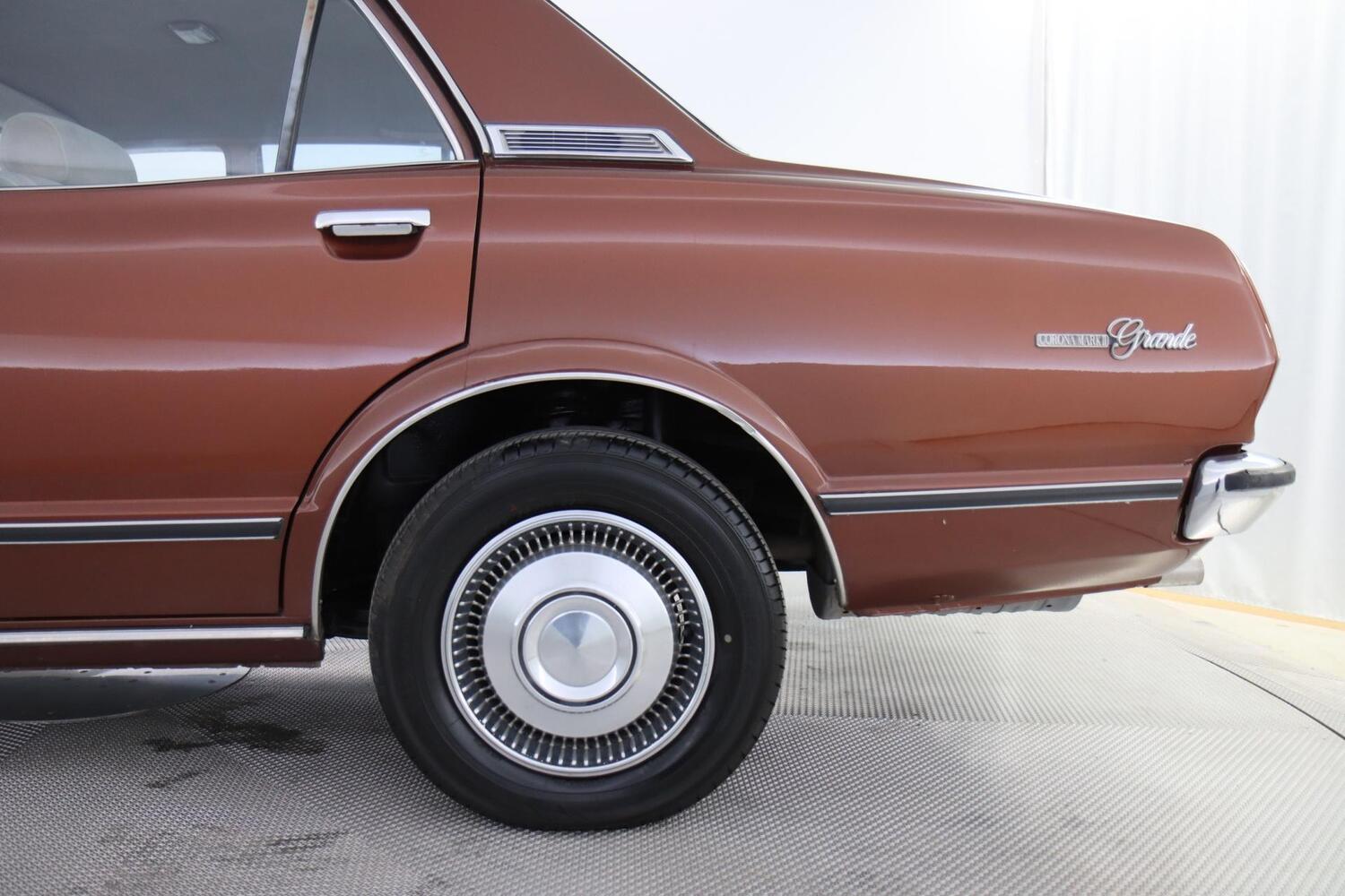 Toyota MarkII vaihtoauto