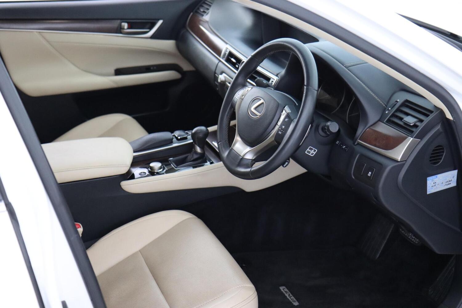 Lexus GS vaihtoauto