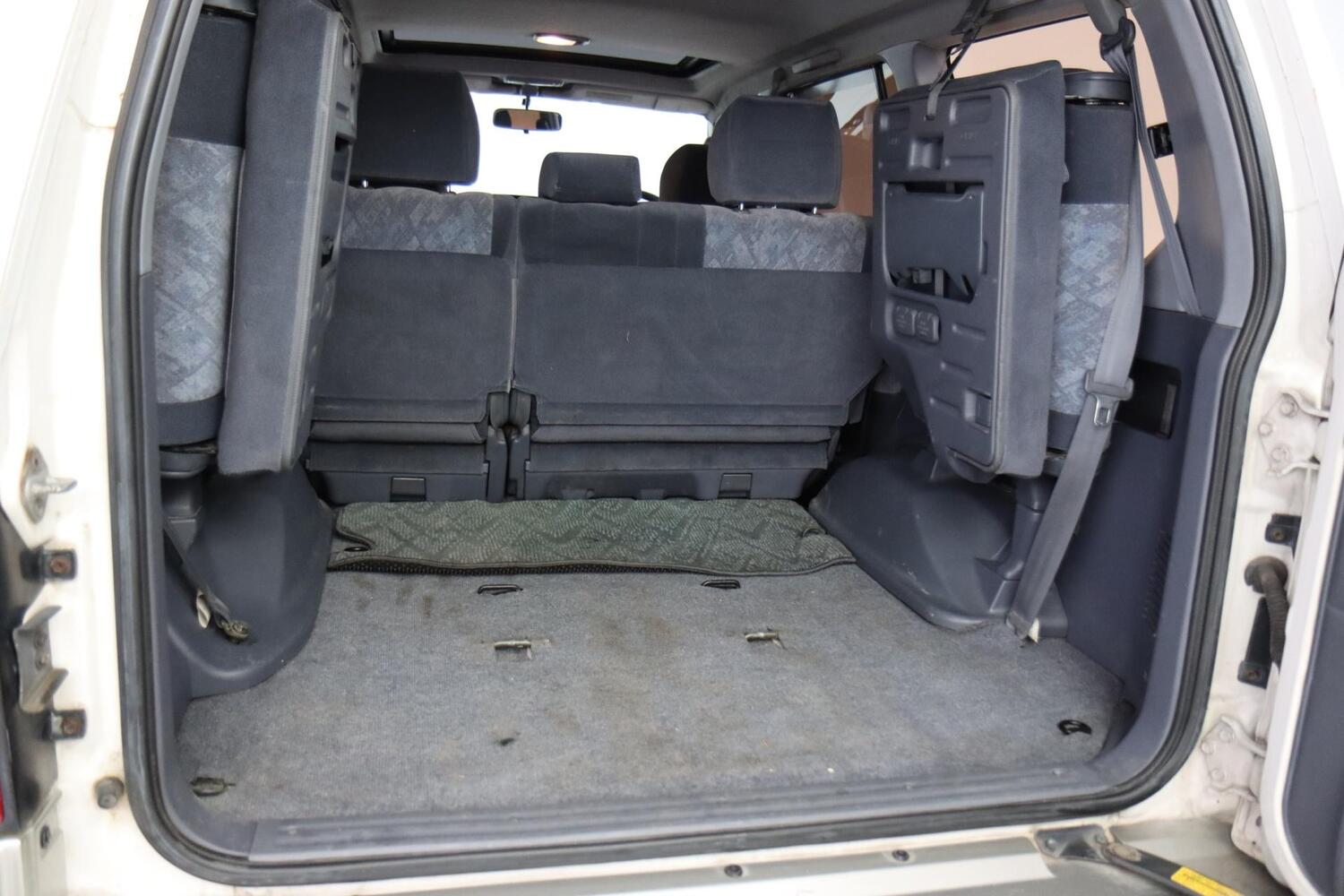 Toyota Land Cruiser vaihtoauto
