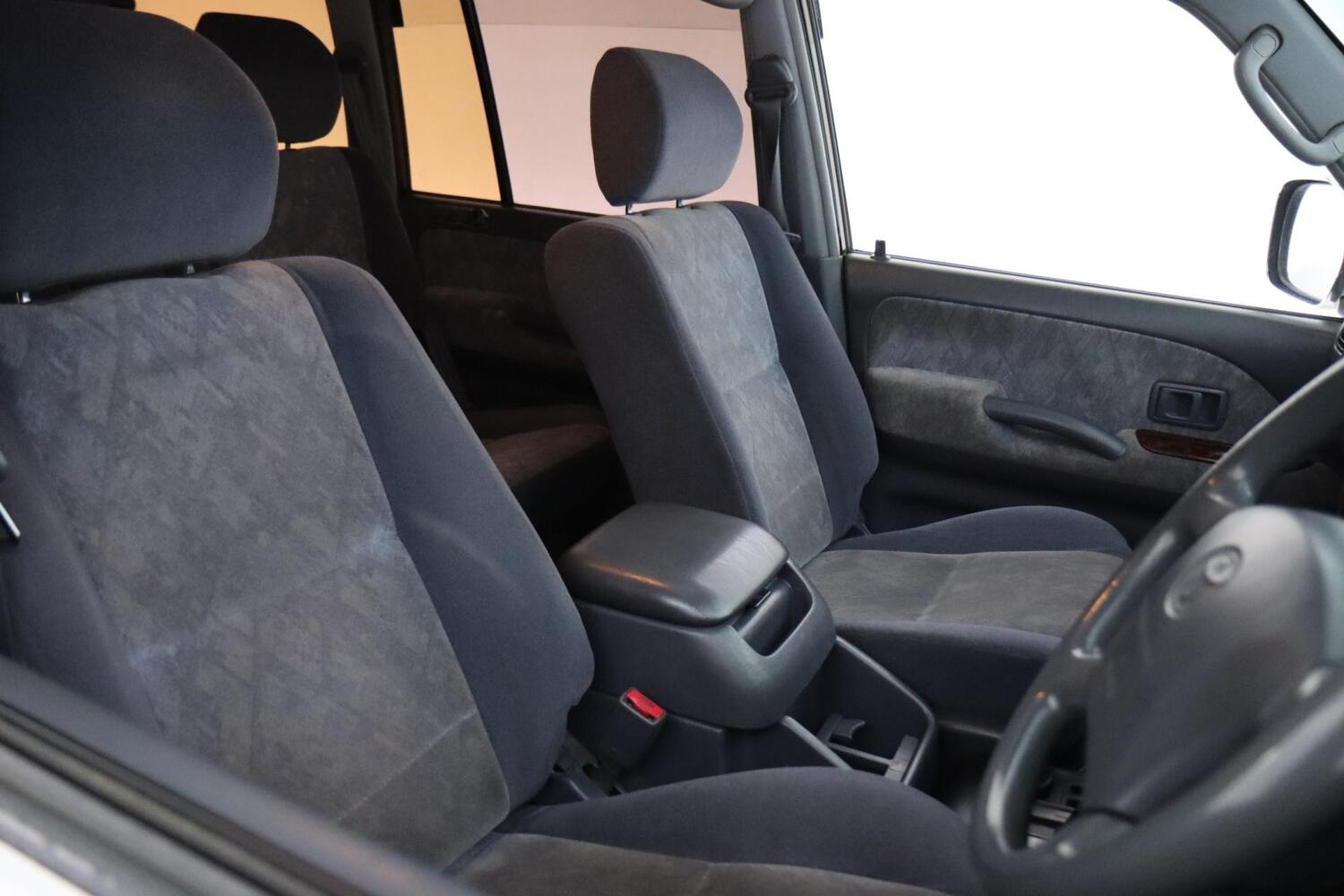 Toyota Land Cruiser vaihtoauto