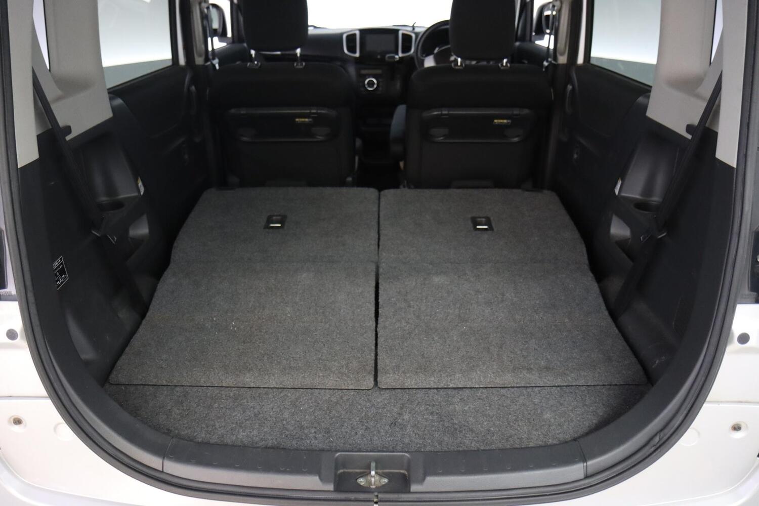 Mitsubishi Delica vaihtoauto