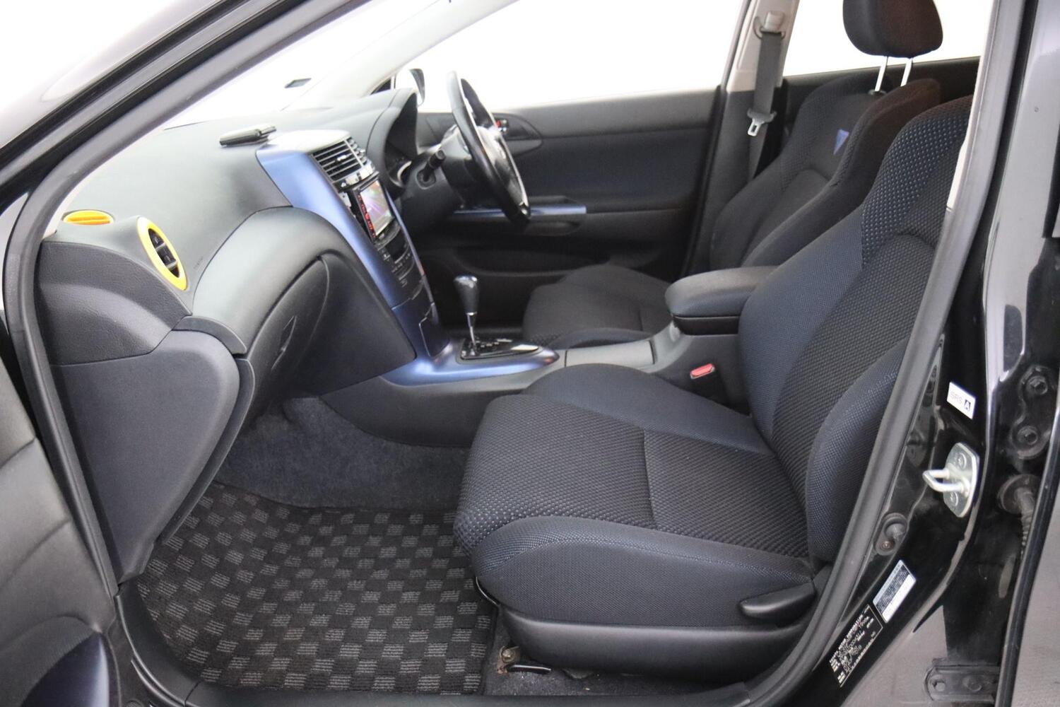 Toyota Caldina vaihtoauto