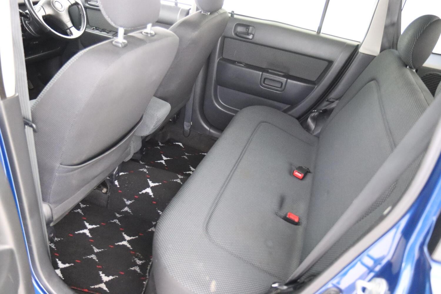 Toyota BB vaihtoauto