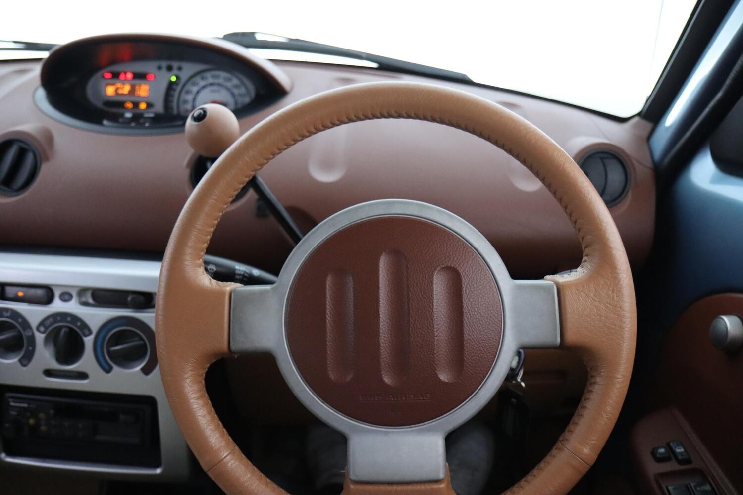 Toyota BB vaihtoauto