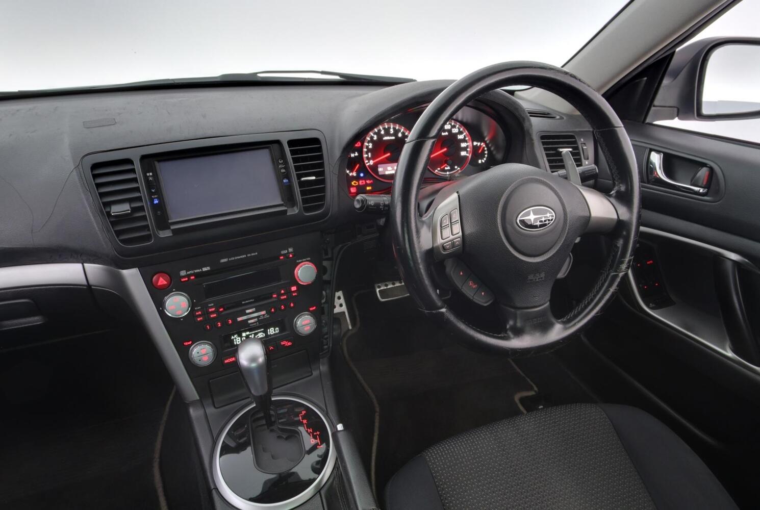 Subaru Legacy vaihtoauto