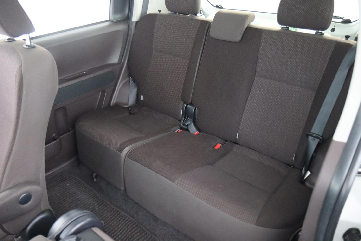 Toyota BB vaihtoauto
