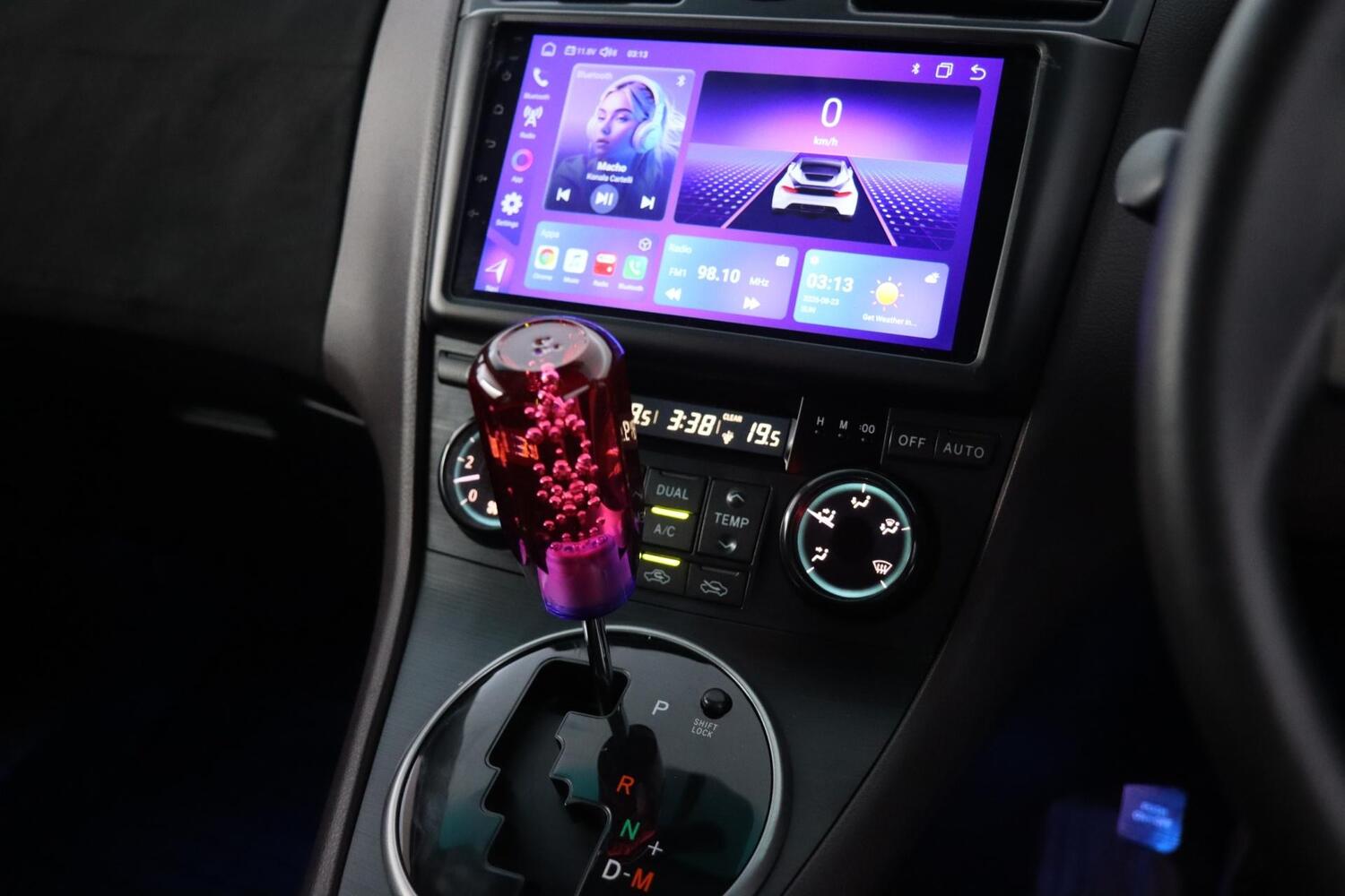 Toyota Mark X vaihtoauto