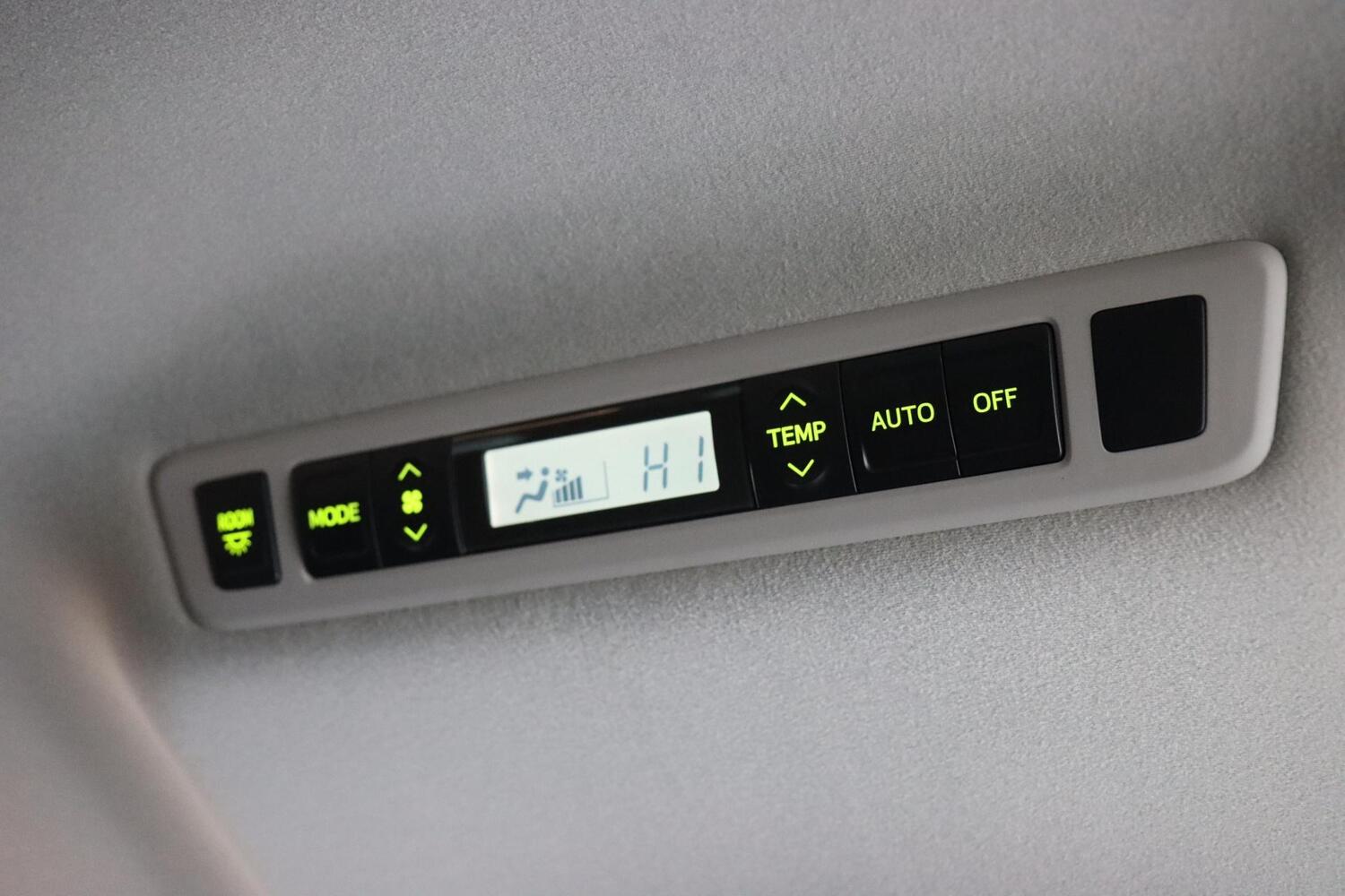 Toyota Vellfire vaihtoauto