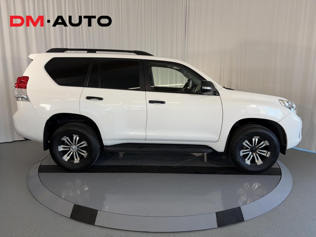 Toyota Land Cruiser vaihtoauto