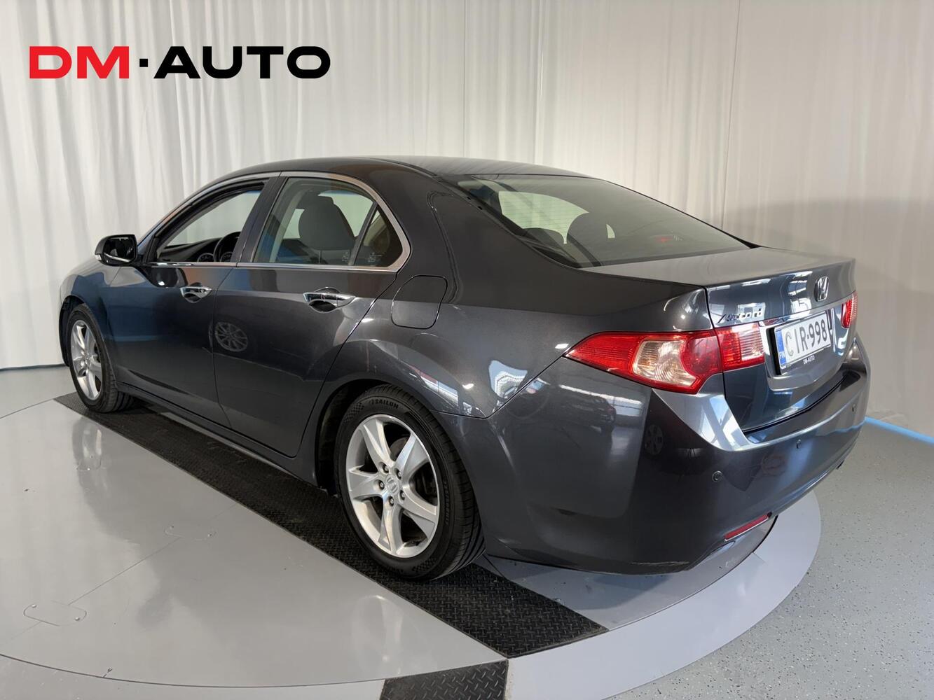 Honda Accord vaihtoauto