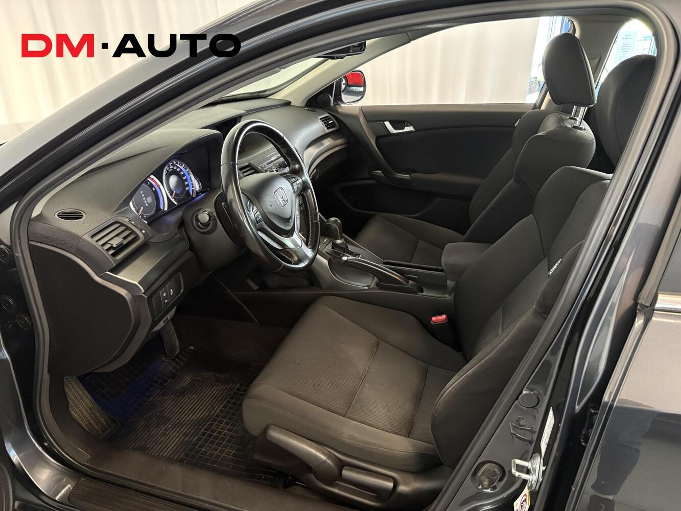 Honda Accord vaihtoauto