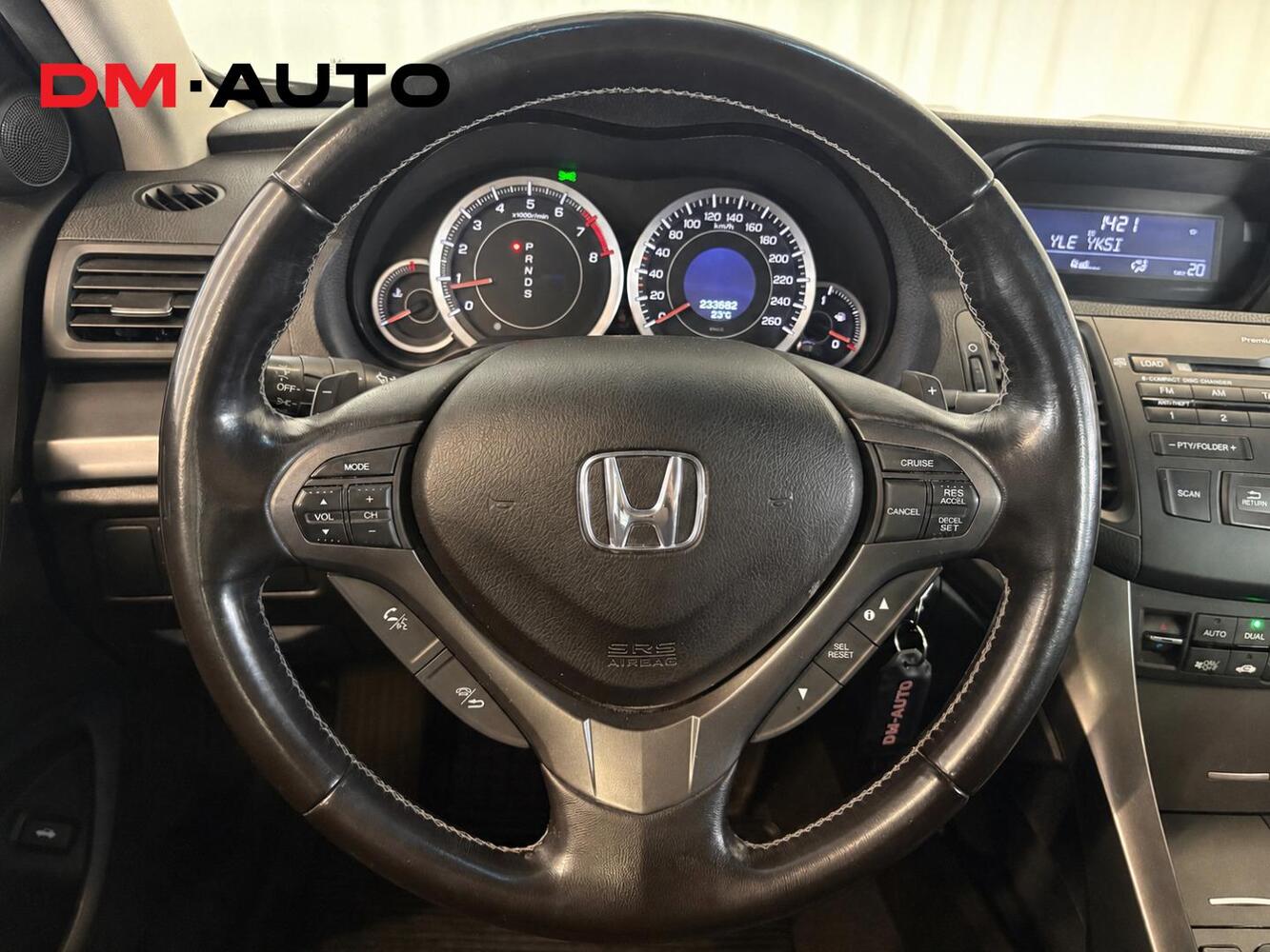 Honda Accord vaihtoauto