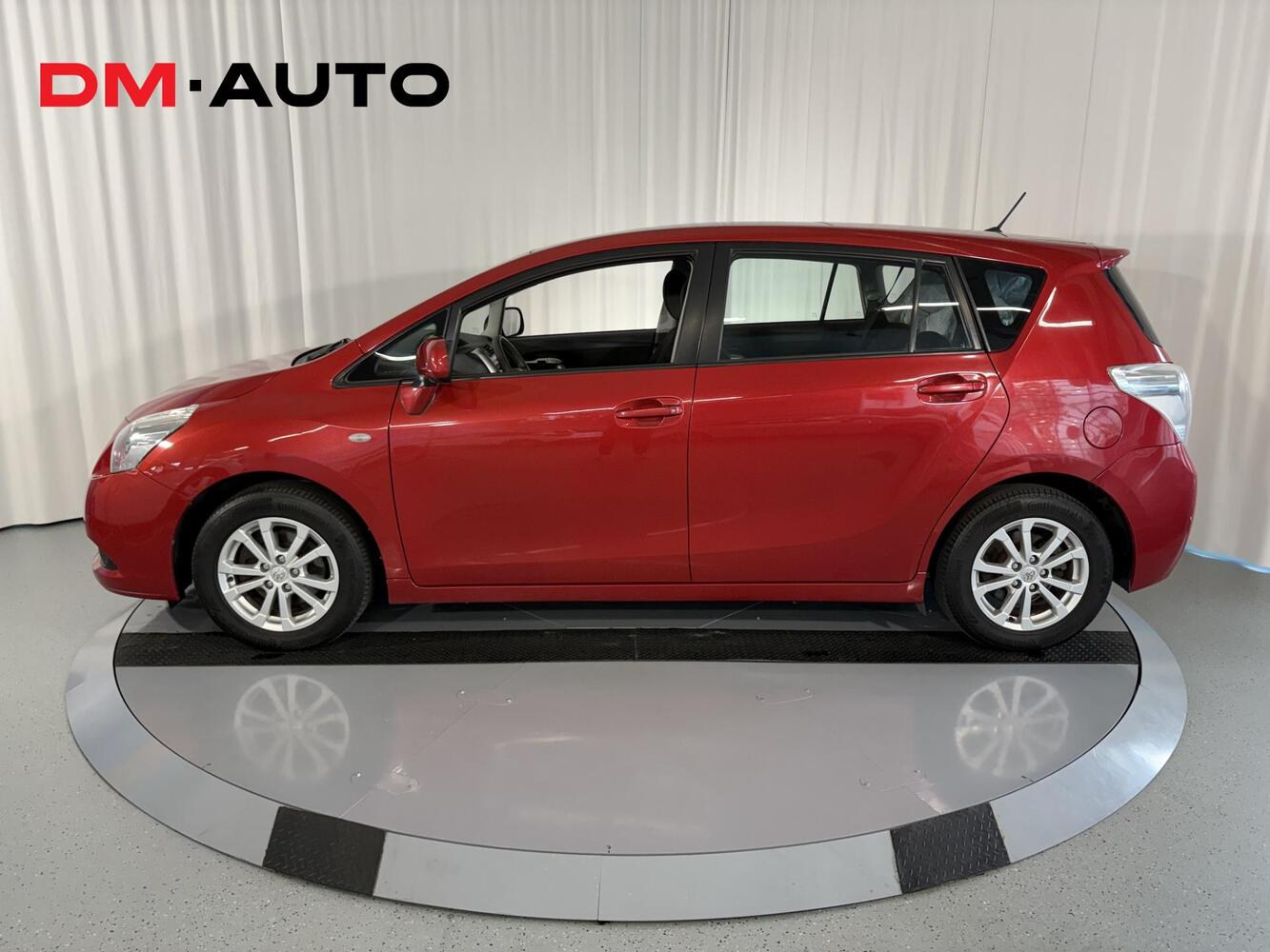 Toyota Verso vaihtoauto