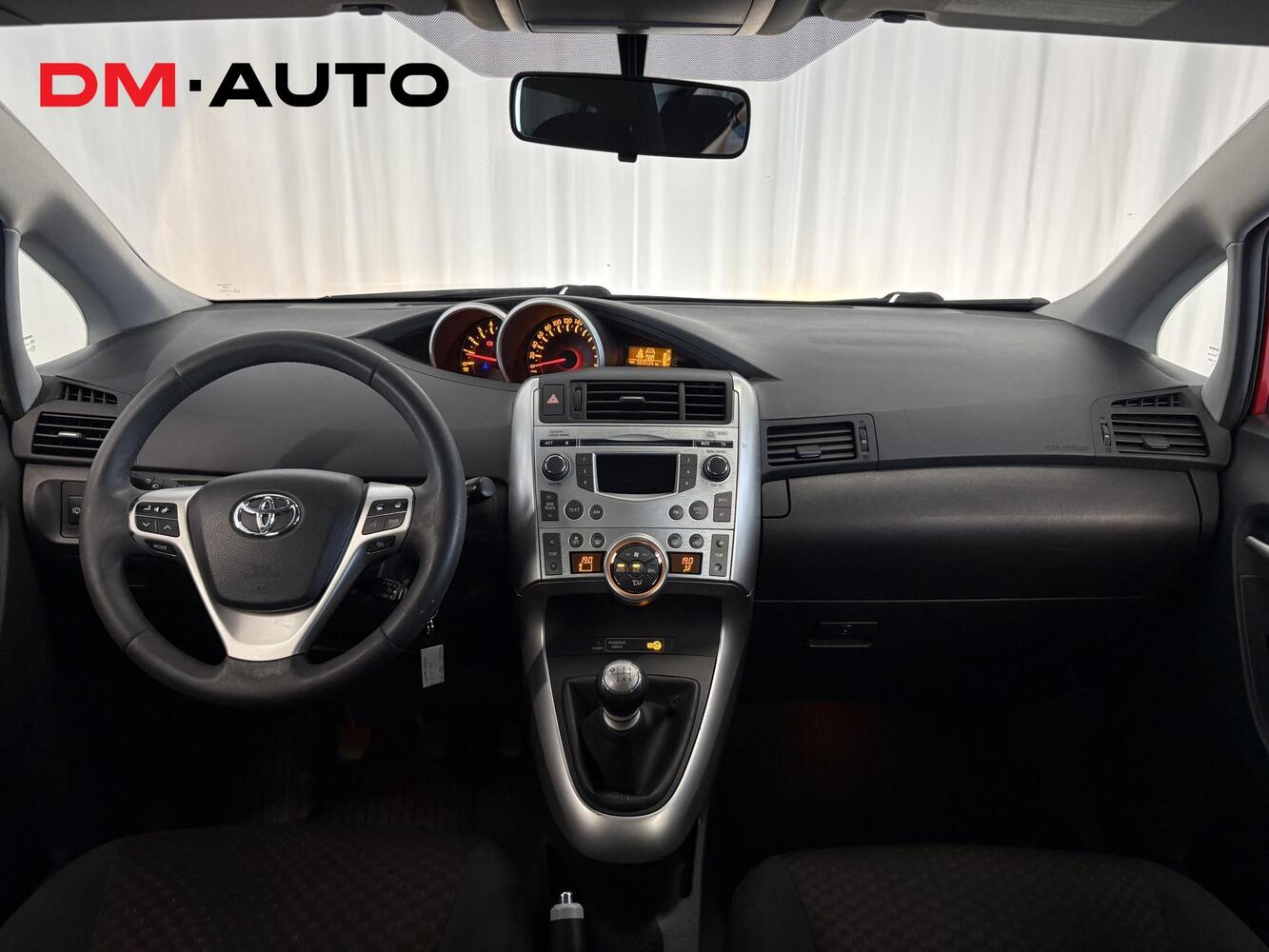 Toyota Verso vaihtoauto