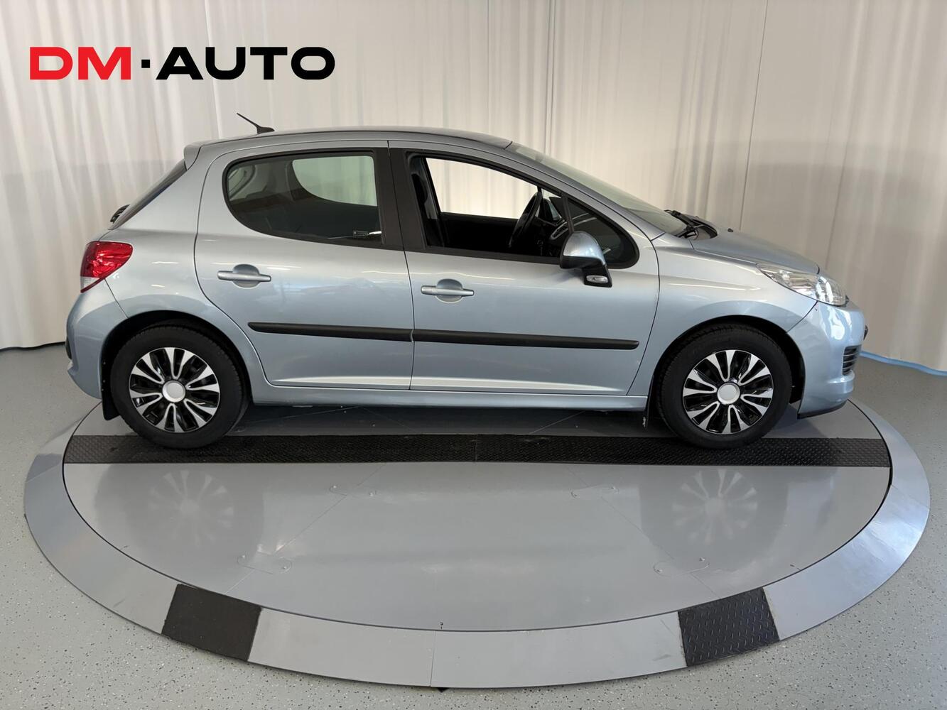 Peugeot 207 vaihtoauto