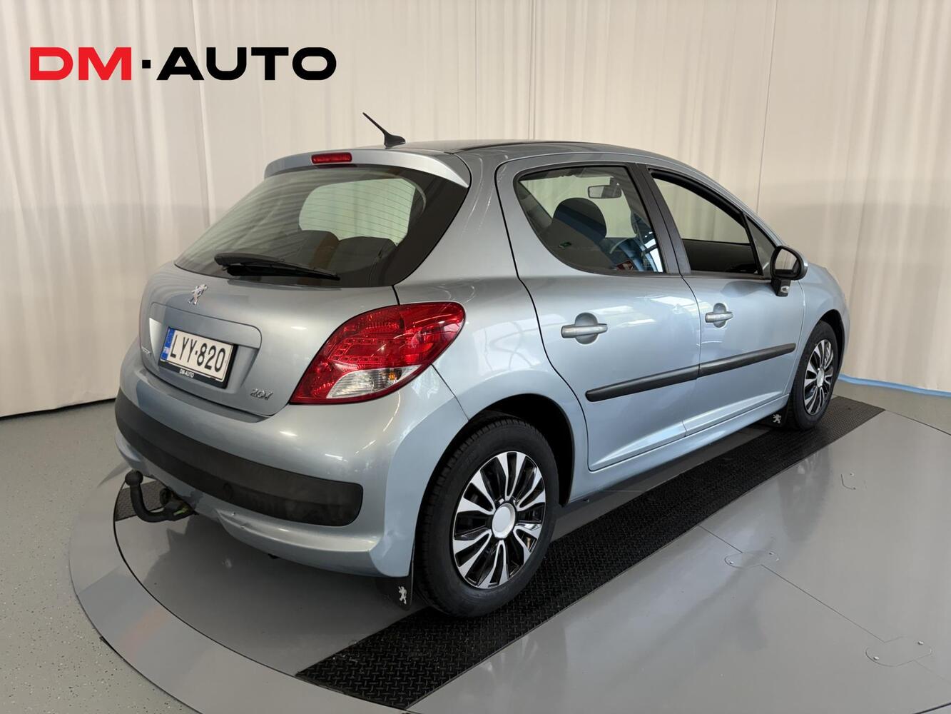 Peugeot 207 vaihtoauto