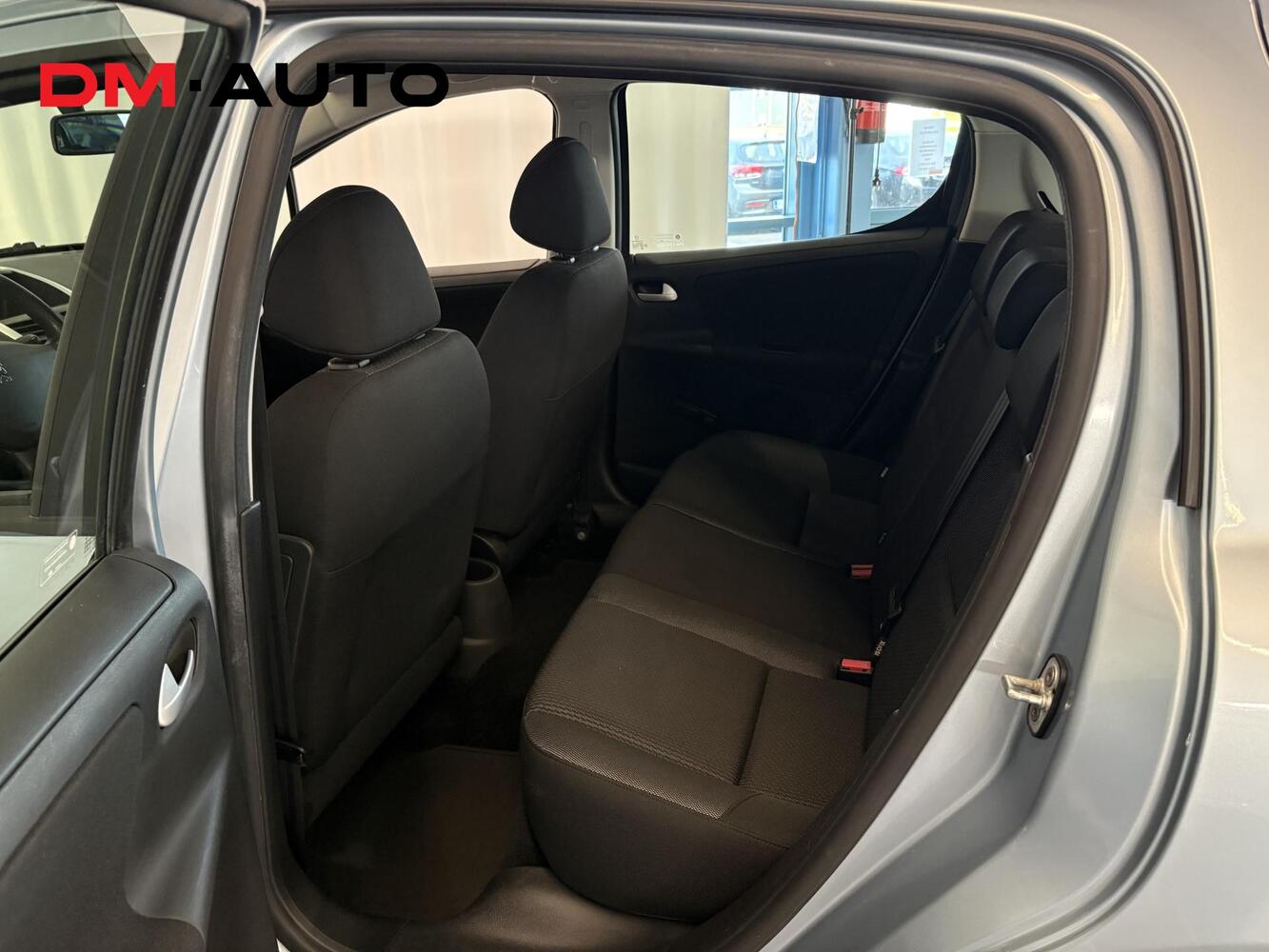 Peugeot 207 vaihtoauto