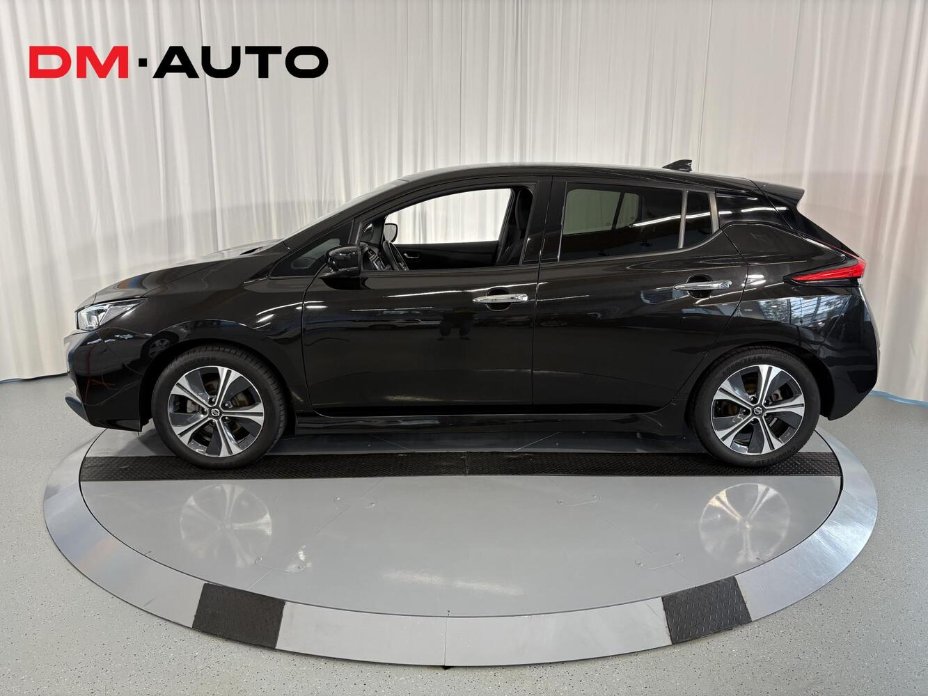Nissan Leaf vaihtoauto