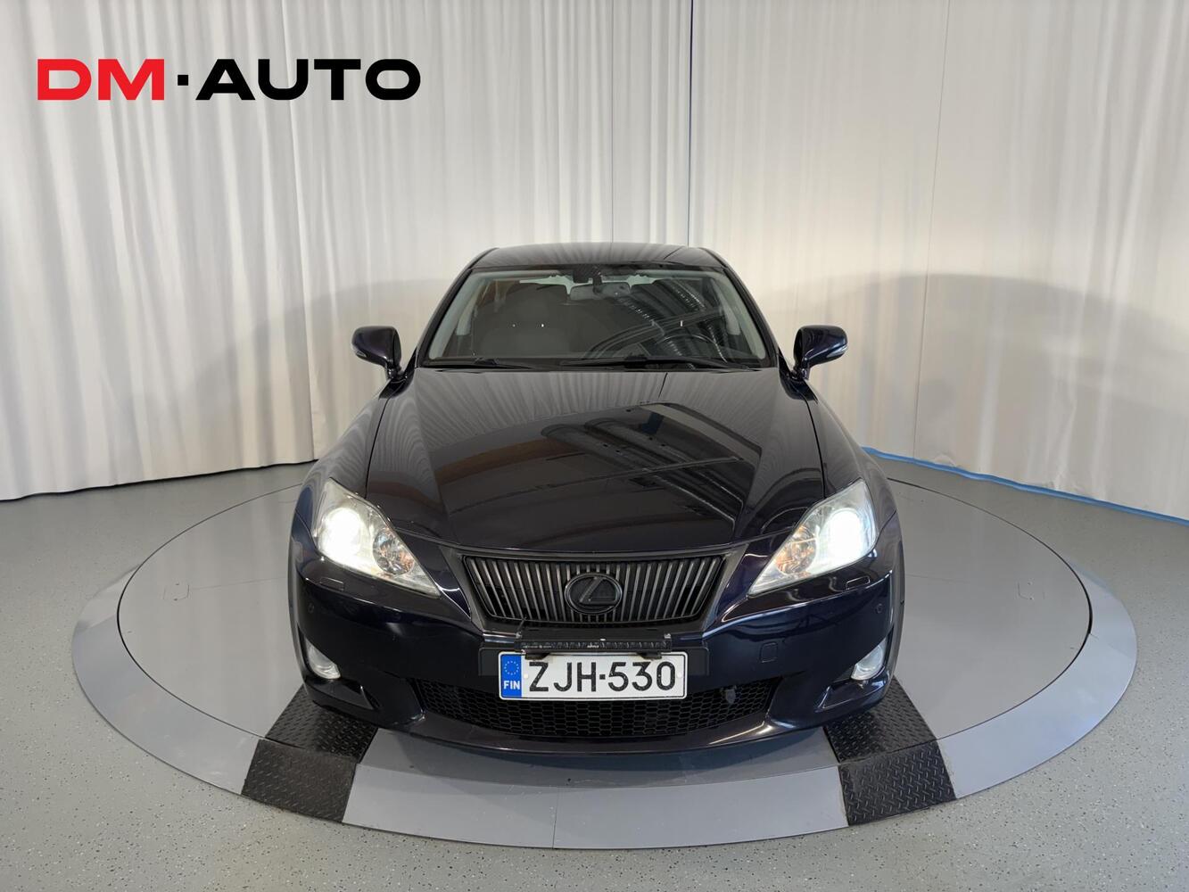 Lexus IS vaihtoauto
