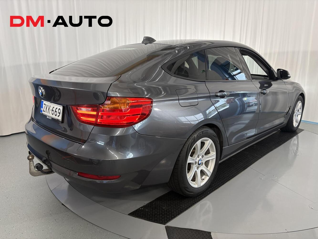 BMW 320 vaihtoauto