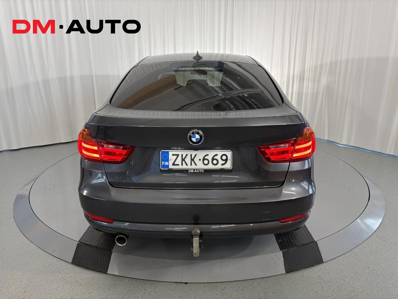 BMW 320 vaihtoauto