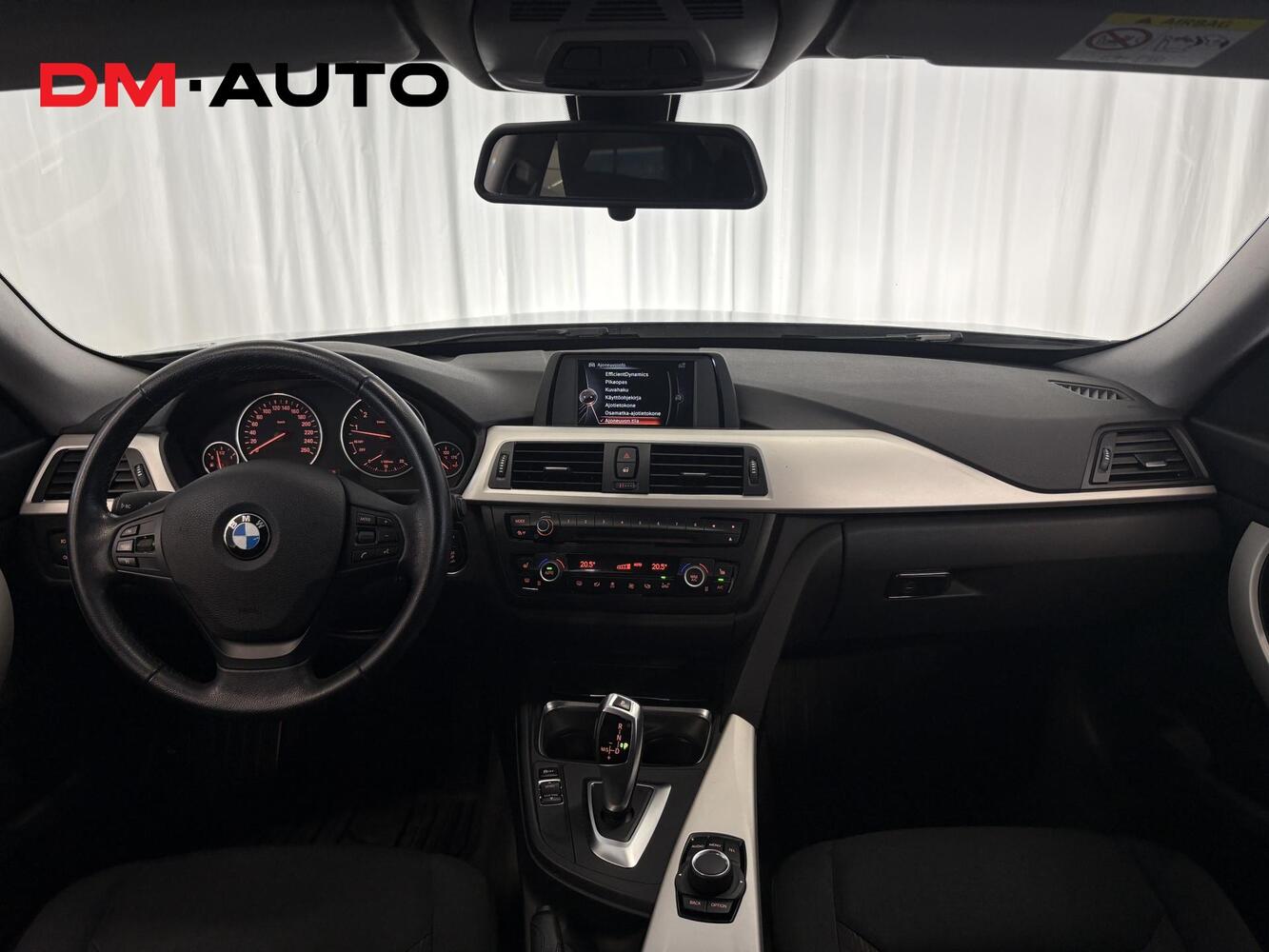 BMW 320 vaihtoauto