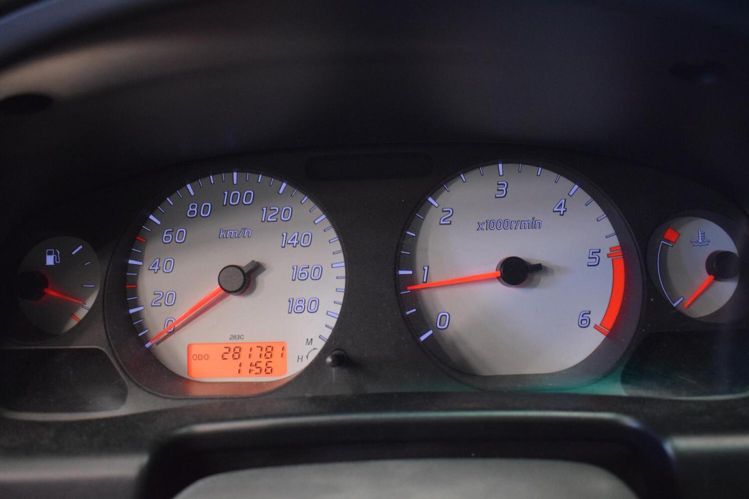 Nissan NP300 vaihtoauto