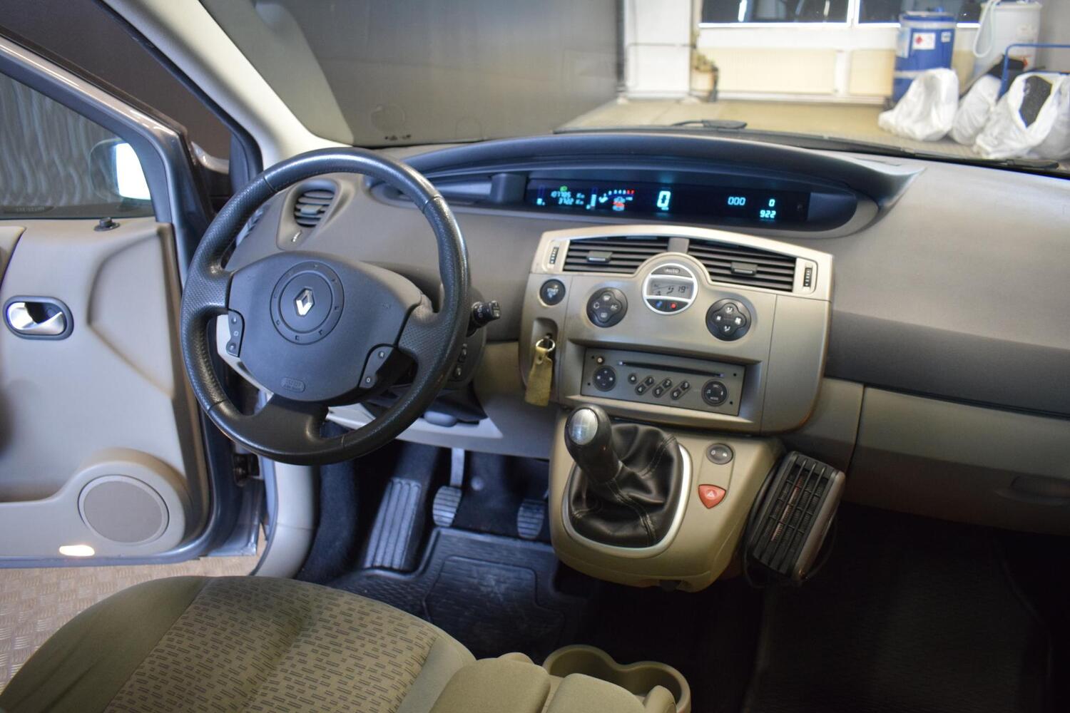Renault Scénic vaihtoauto