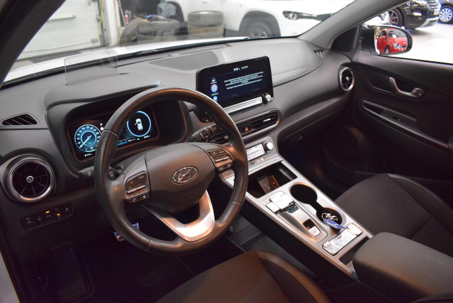 Hyundai Kona vaihtoauto