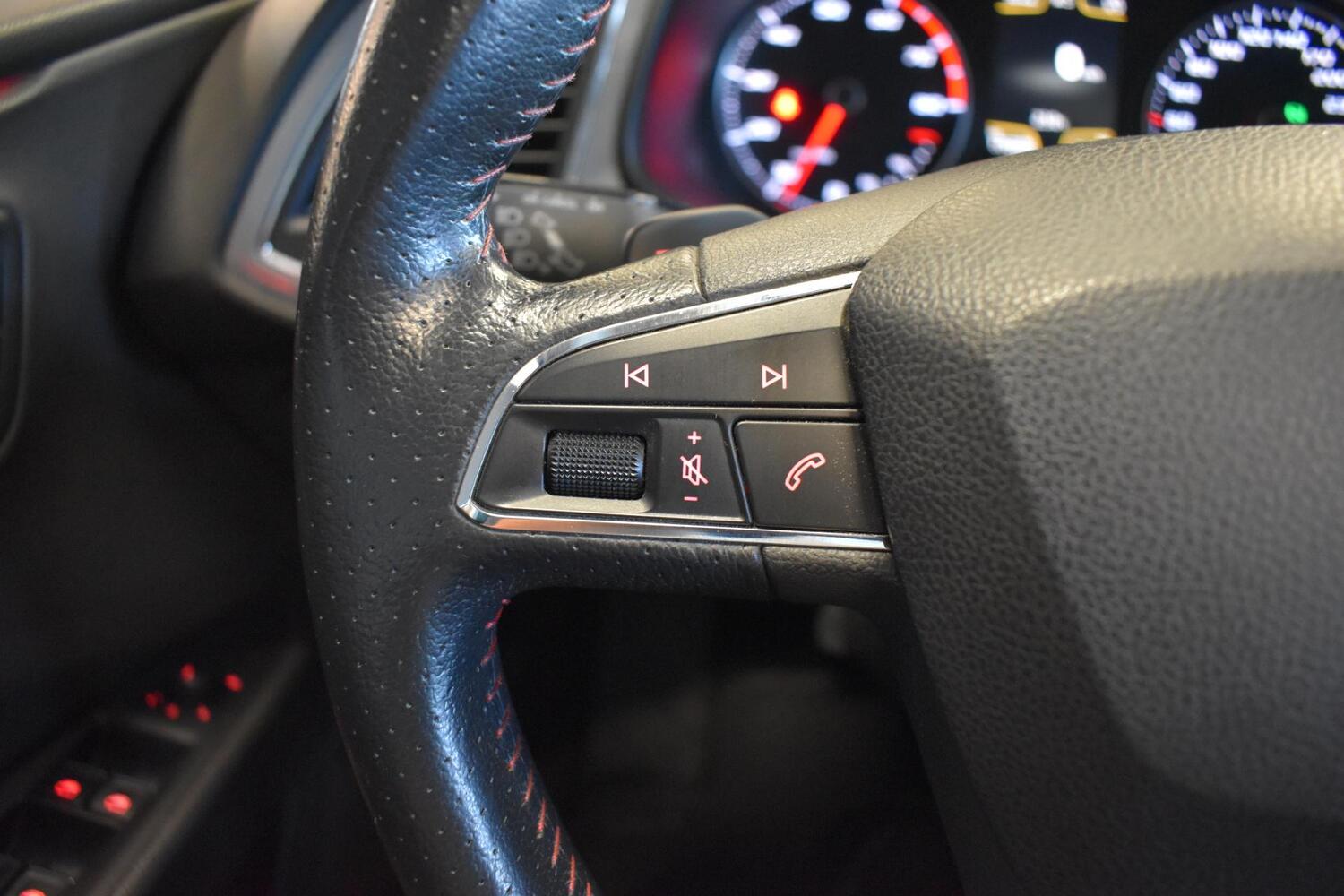 SEAT Leon vaihtoauto