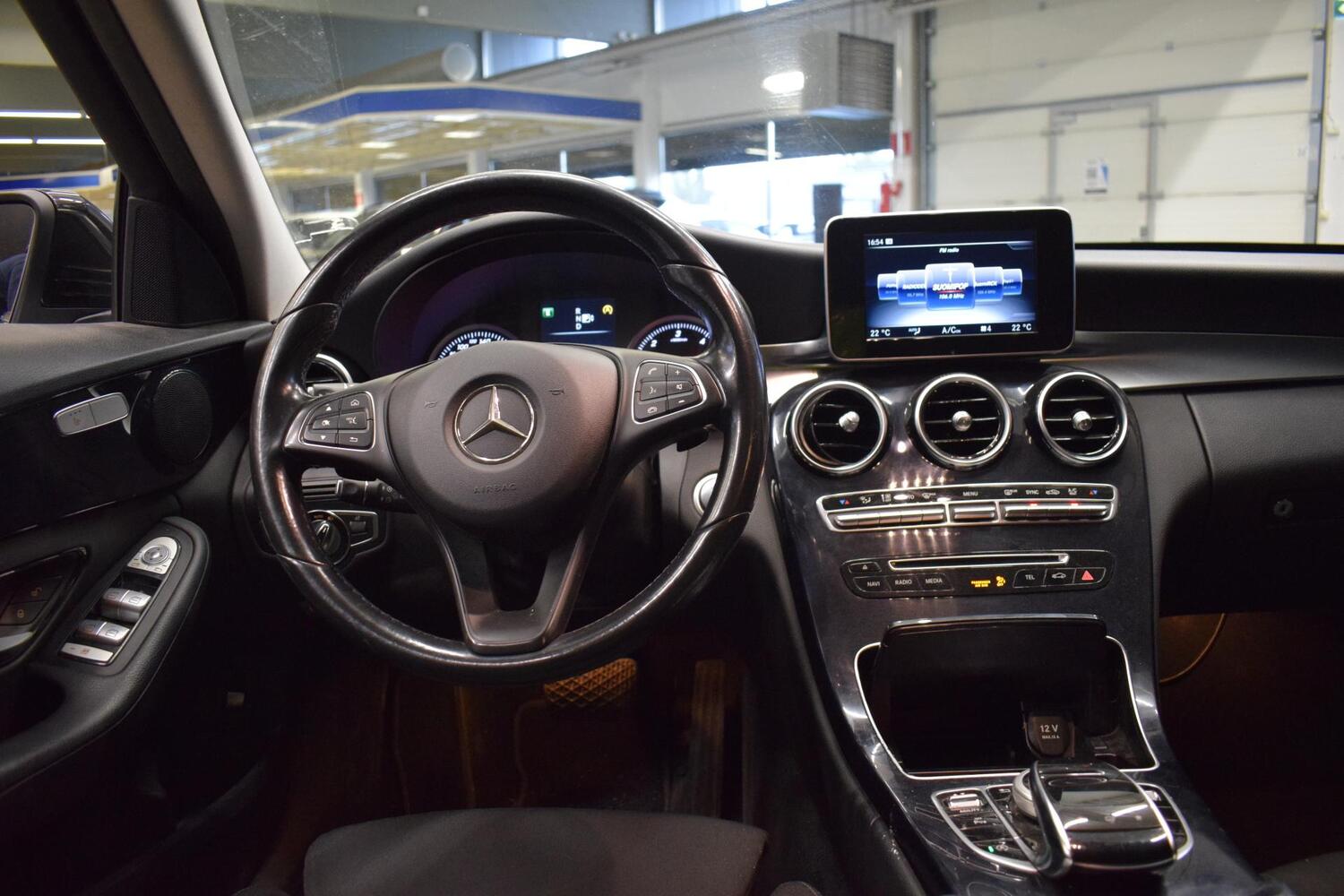 Mercedes-Benz C vaihtoauto