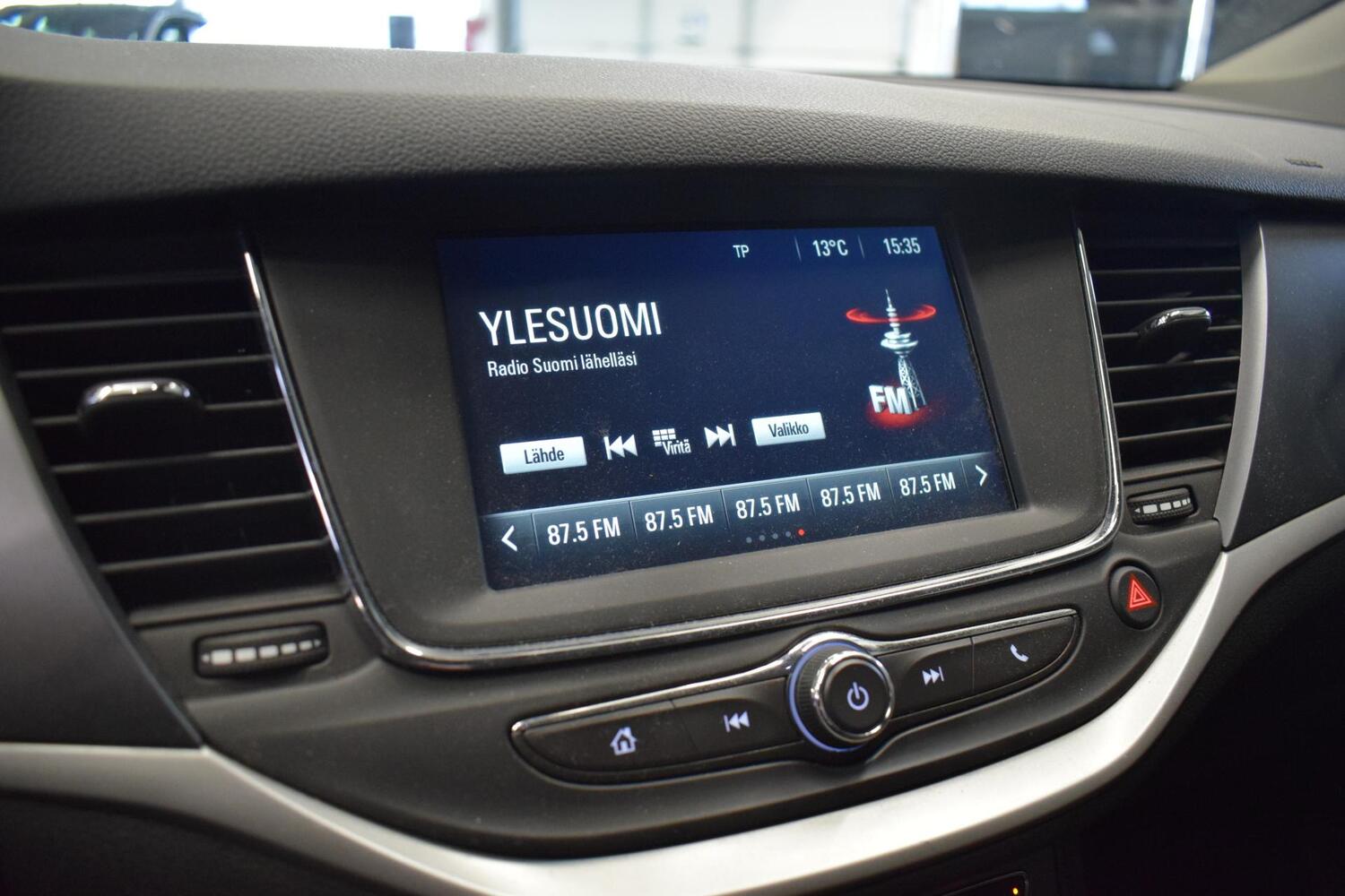 Opel Astra vaihtoauto