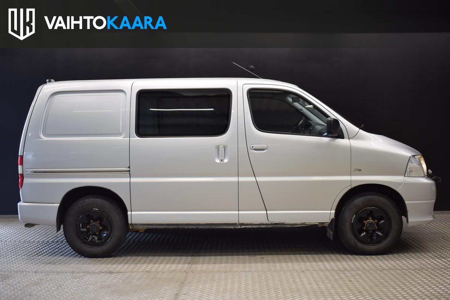 Toyota Hiace vaihtoauto