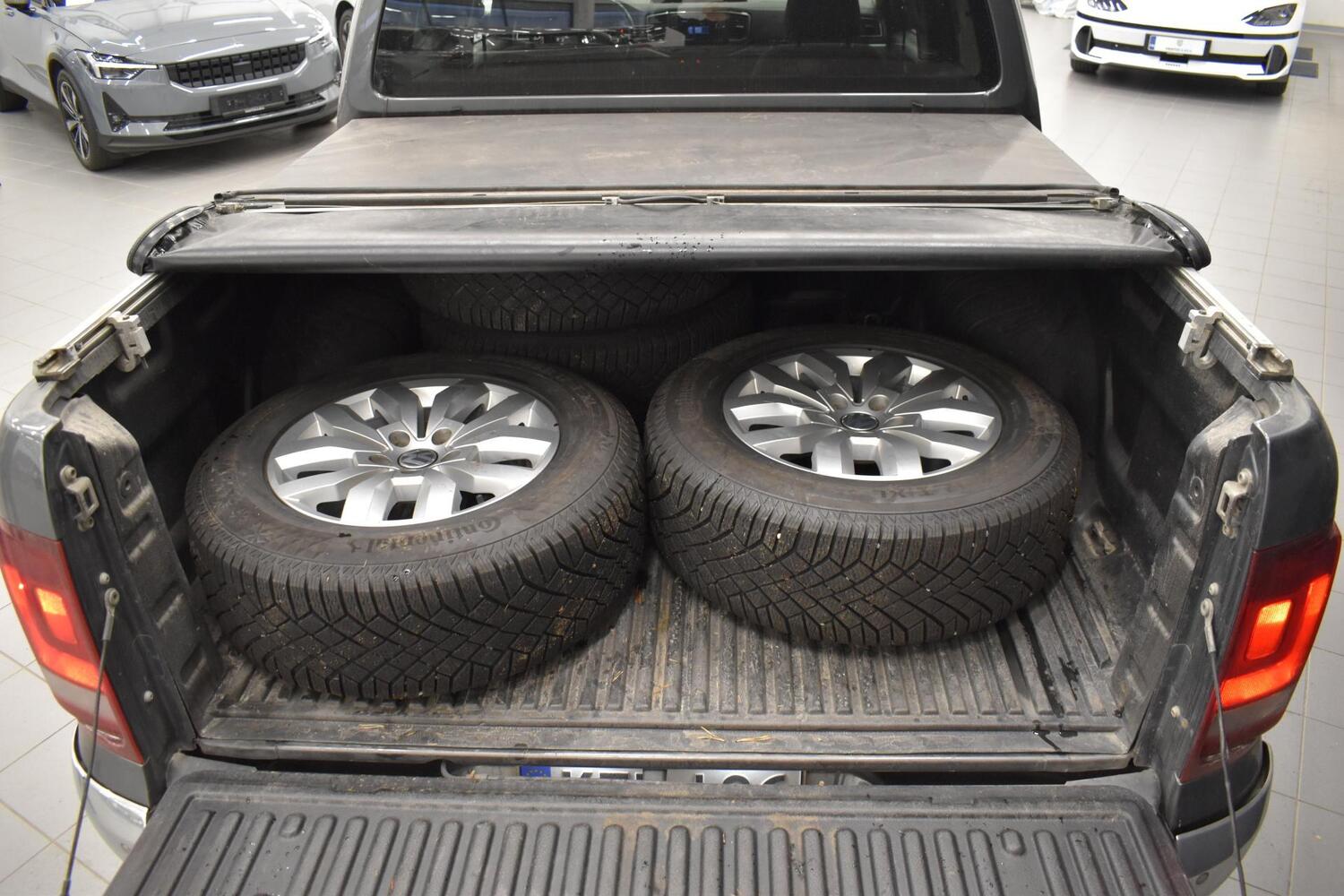 Volkswagen Amarok vaihtoauto