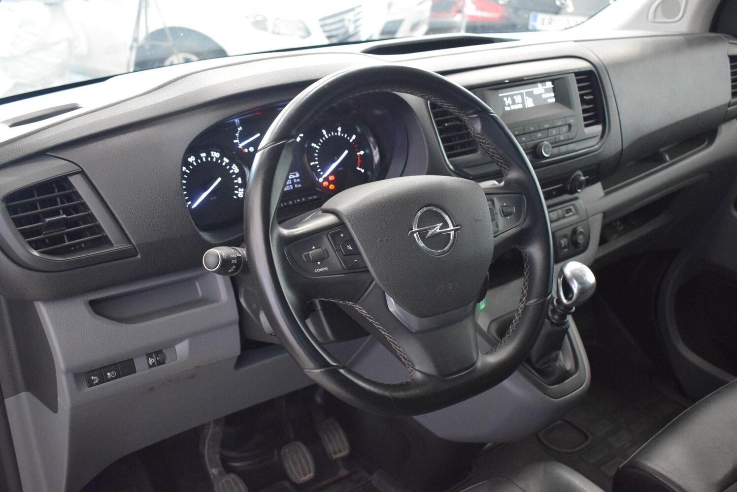 Opel Vivaro vaihtoauto