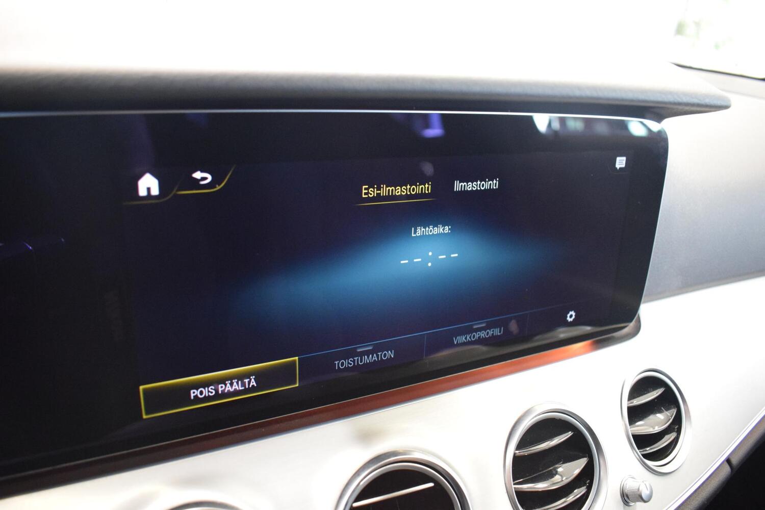 Mercedes-Benz E vaihtoauto
