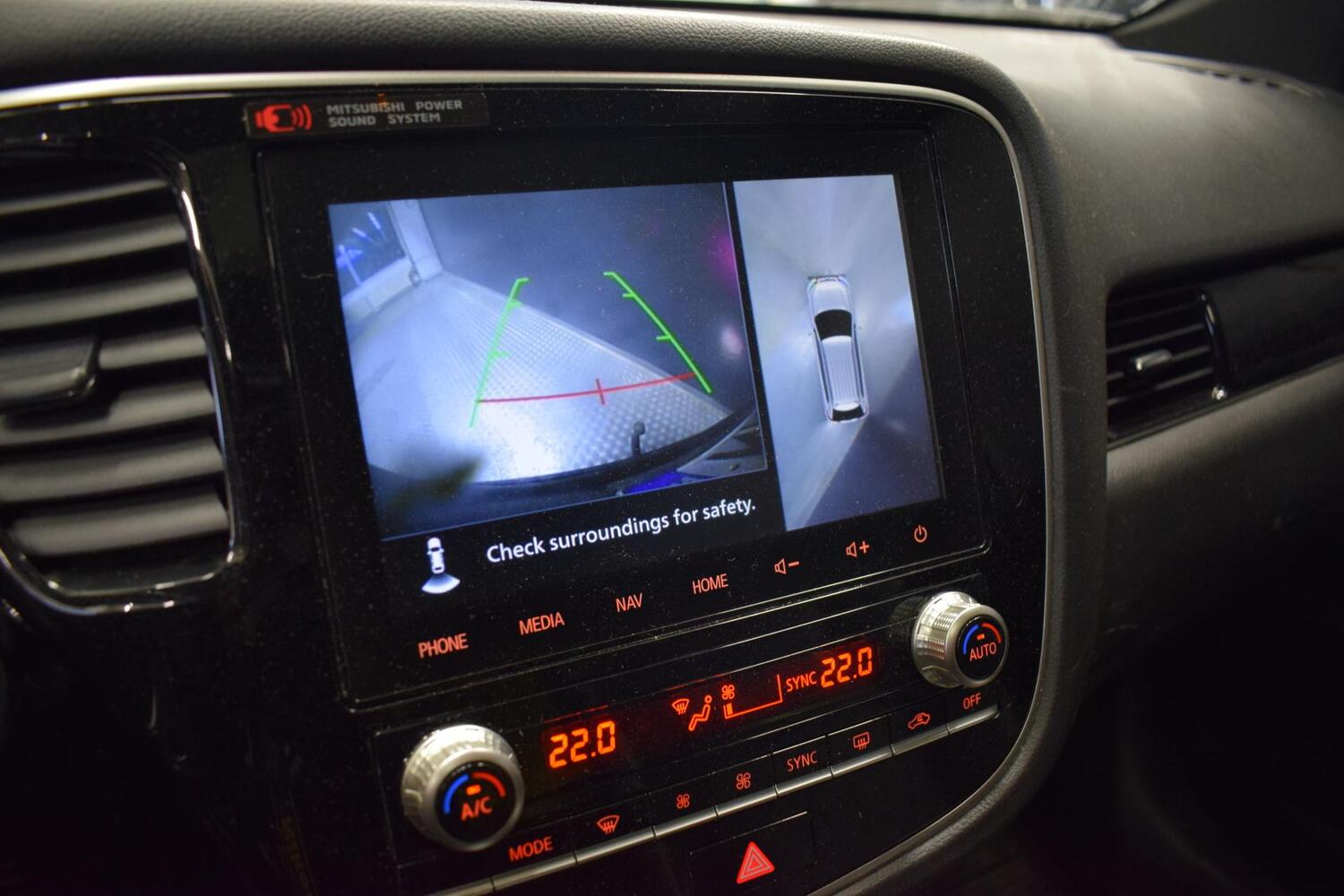 Mitsubishi Outlander PHEV vaihtoauto
