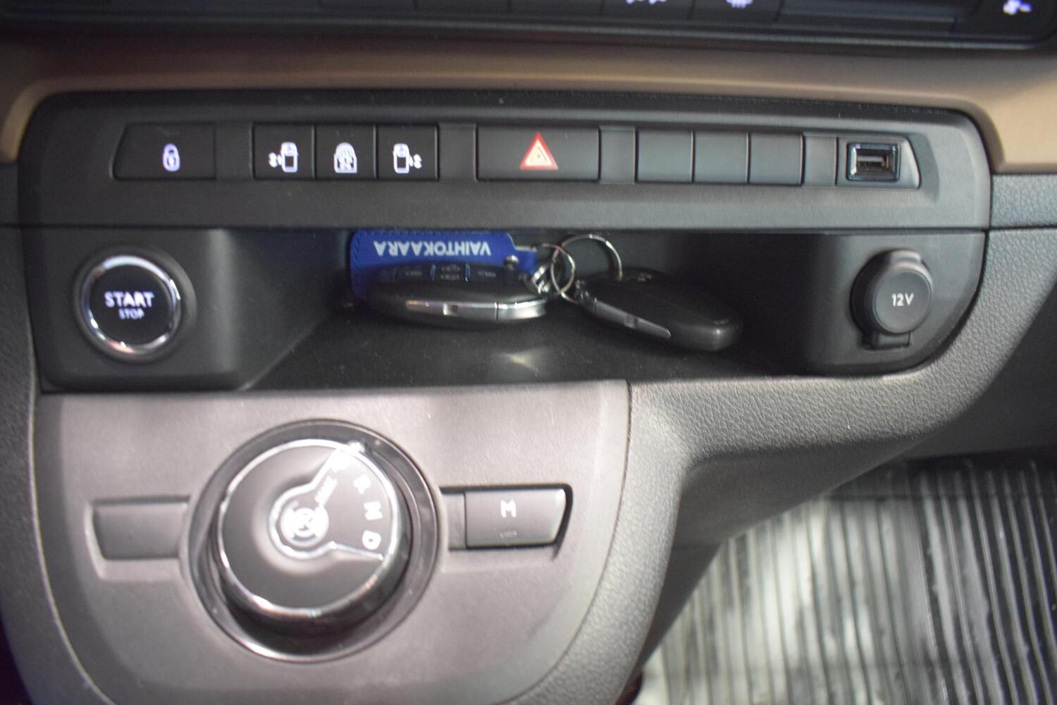 Toyota Proace Verso vaihtoauto