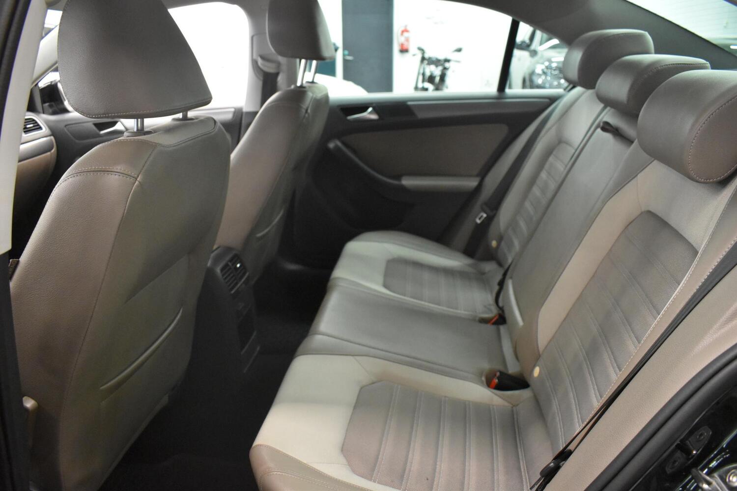 Volkswagen Jetta vaihtoauto