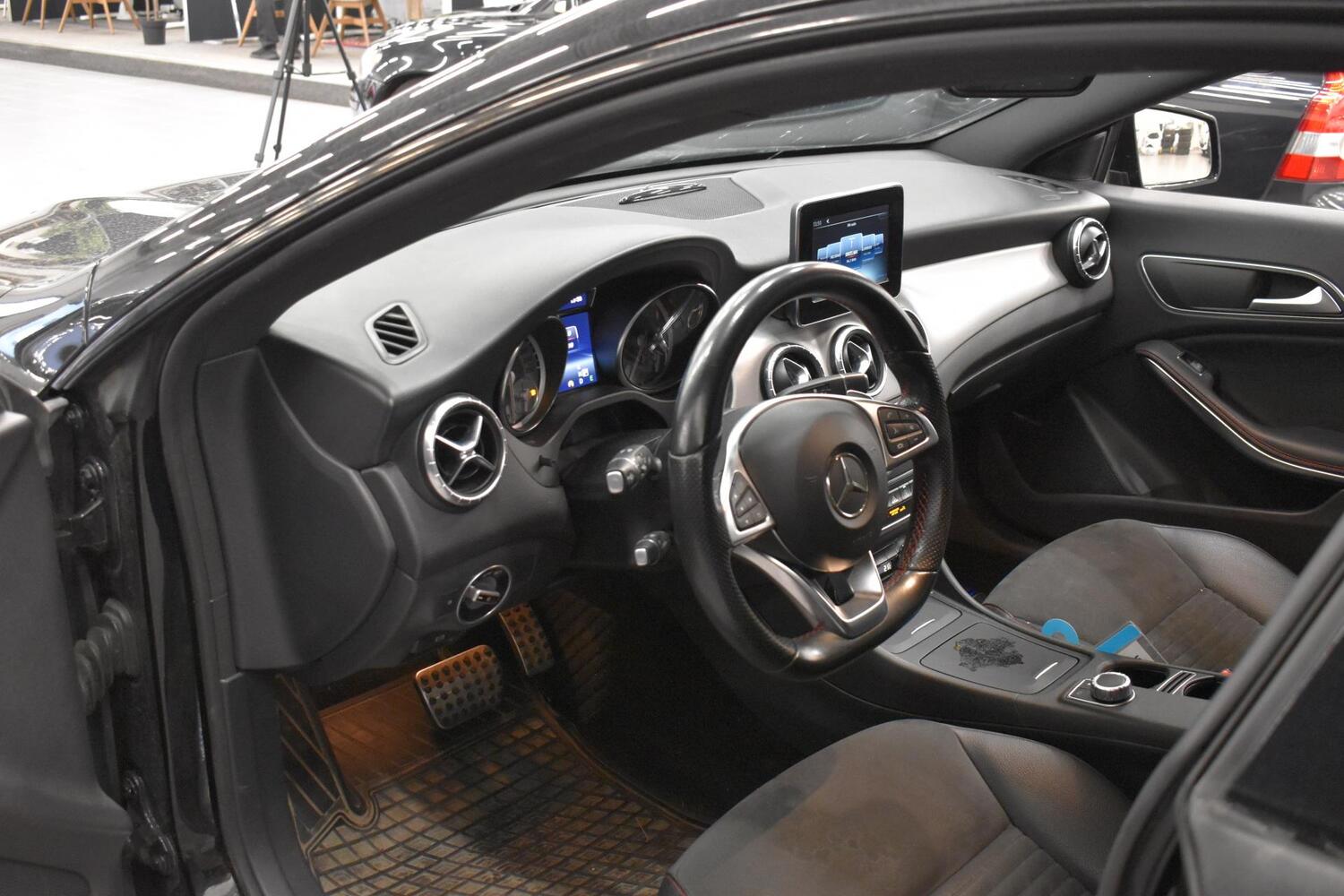 Mercedes-Benz CLA-sarja vaihtoauto